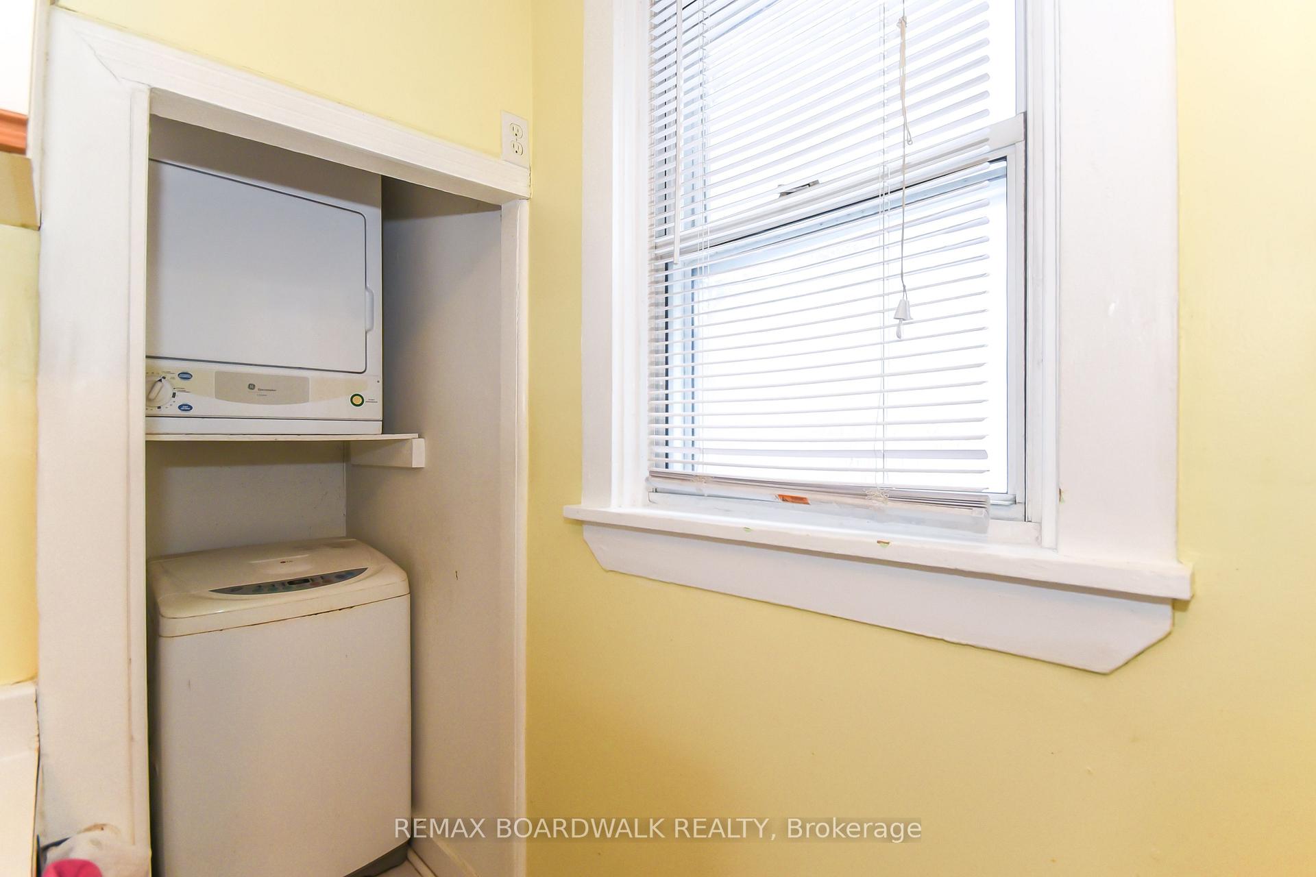 Photo 40 of 406 Marguerite Avenue, Ottawa, Vanier — HOMEH