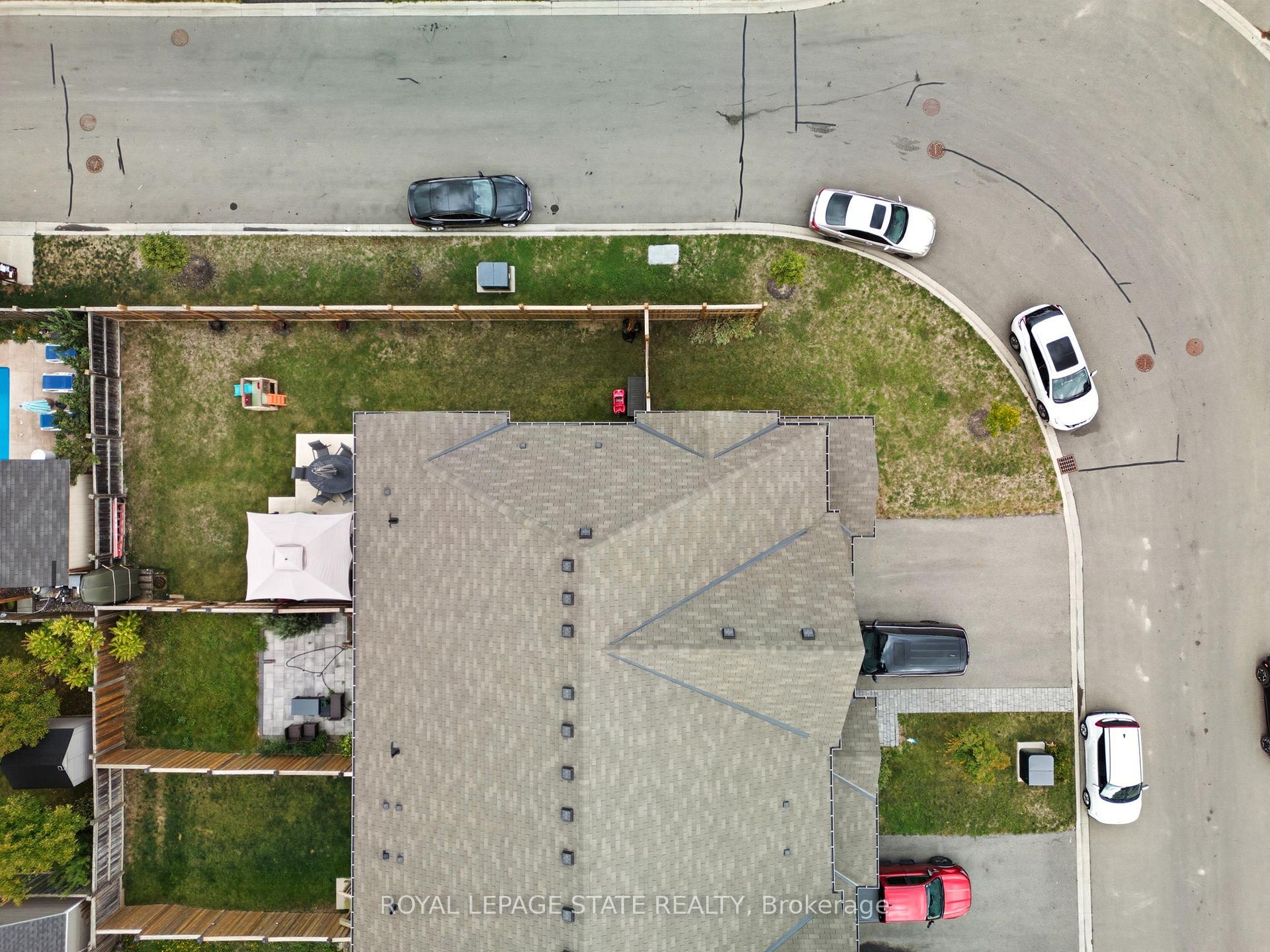 Photo 14 of 71 Bradbury Road, Hamilton, Stoney Creek Mountain — HOMEH