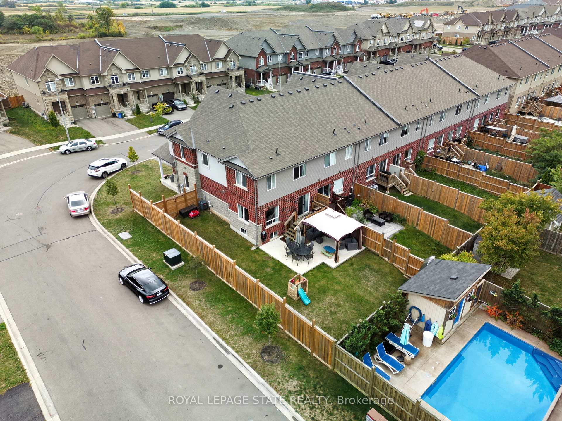 Photo 15 of 71 Bradbury Road, Hamilton, Stoney Creek Mountain — HOMEH