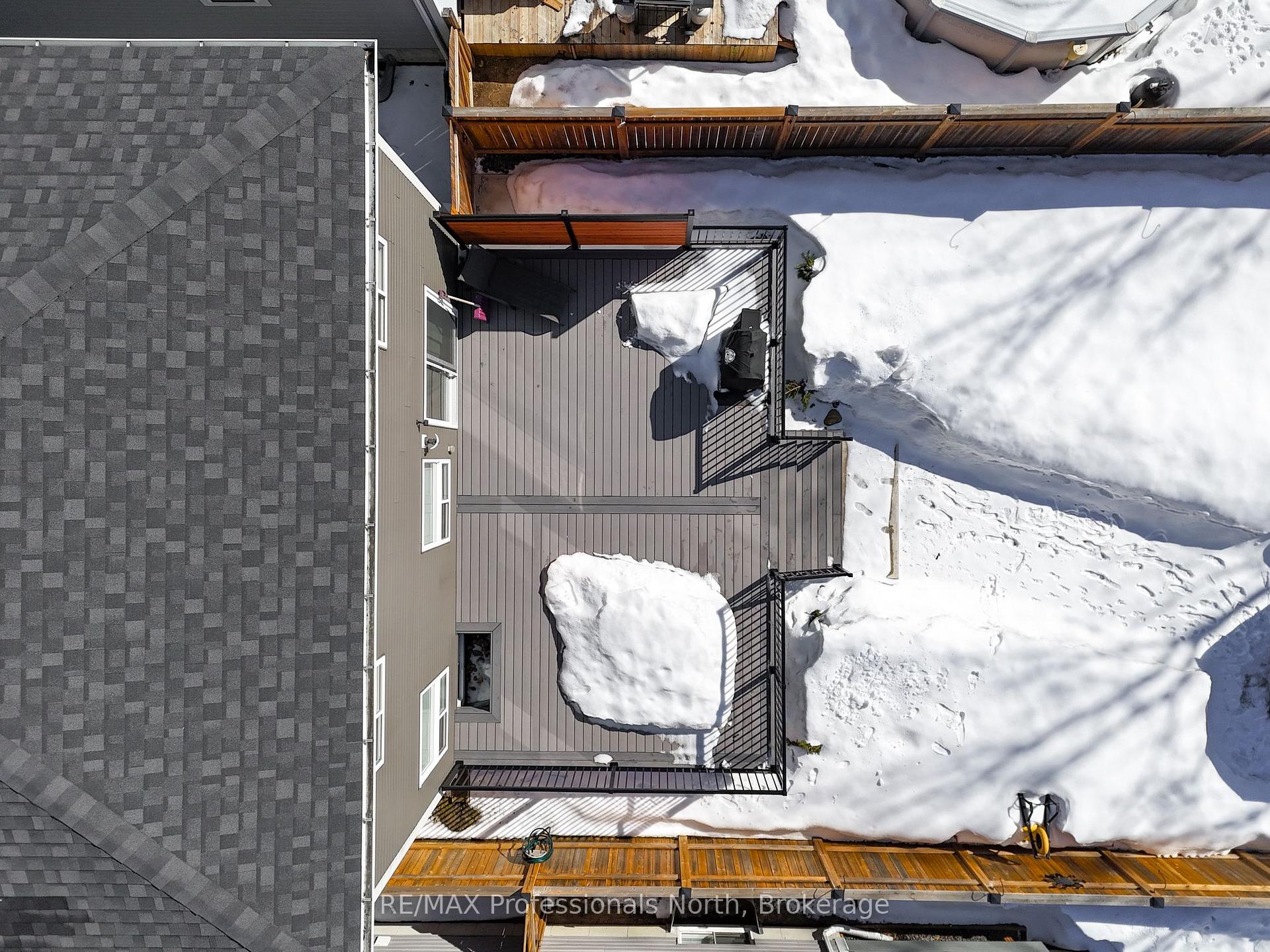 Photo 6 of 273 Pine Street, Gravenhurst, Muskoka (S) — HOMEH