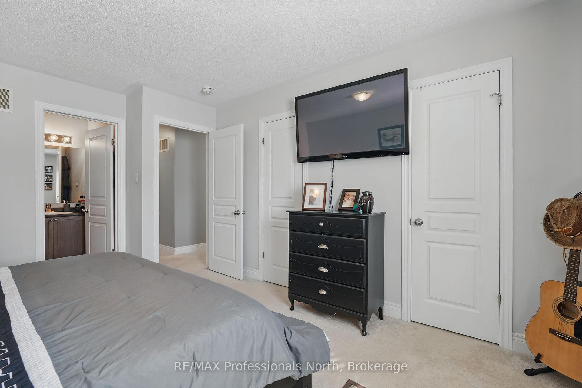 Photo 19 of 273 Pine Street, Gravenhurst, Muskoka (S) — HOMEH