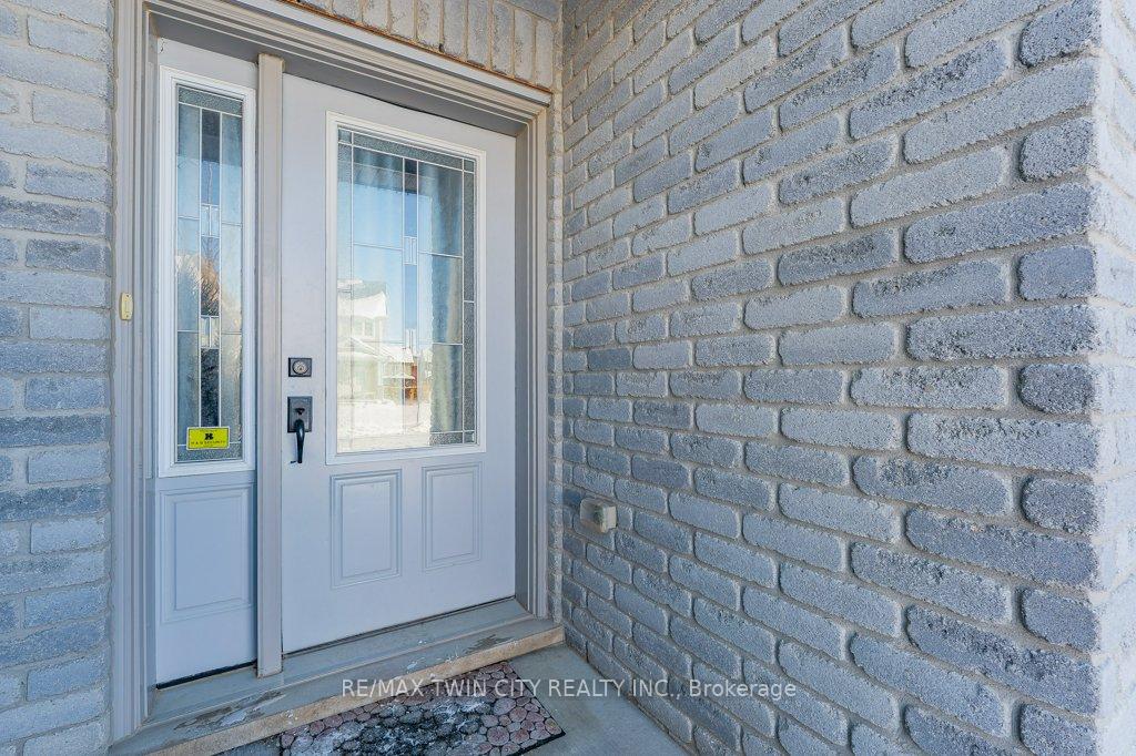 Photo 7 of 249 Buttonbush Street, Waterloo — HOMEH