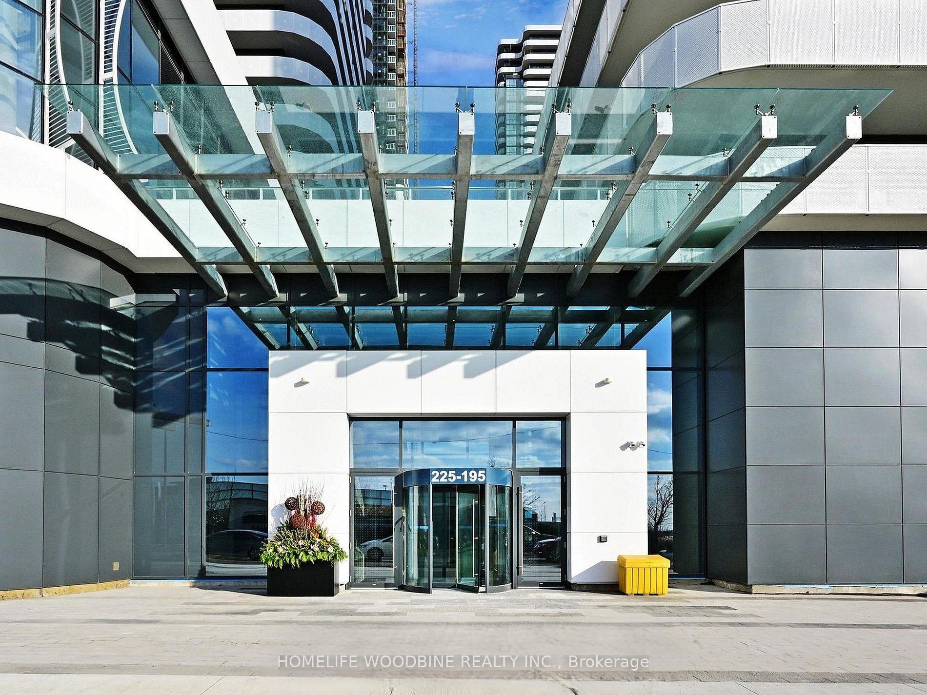 Photo 1 of Unit 321, 195 Commerce Street, Vaughan, Vaughan Corporate Centre — HOMEH