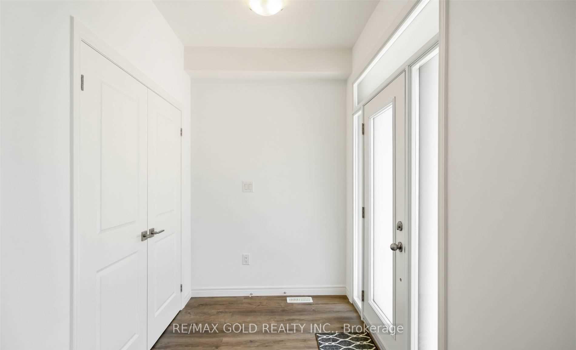 Photo 6 of 141 Summersides Boulevard, Pelham, Fonthill — HOMEH