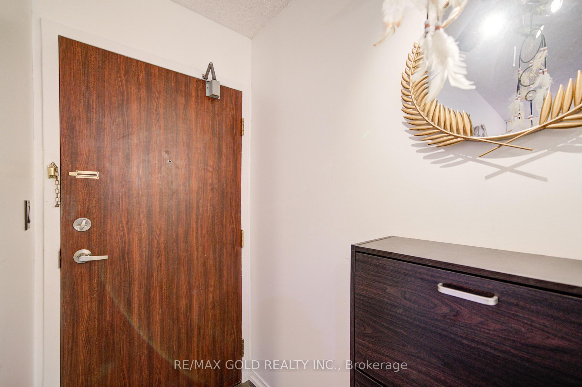 Photo 9 of Unit 208, 495 Highway 8 N, Hamilton, Stoney Creek — HOMEH