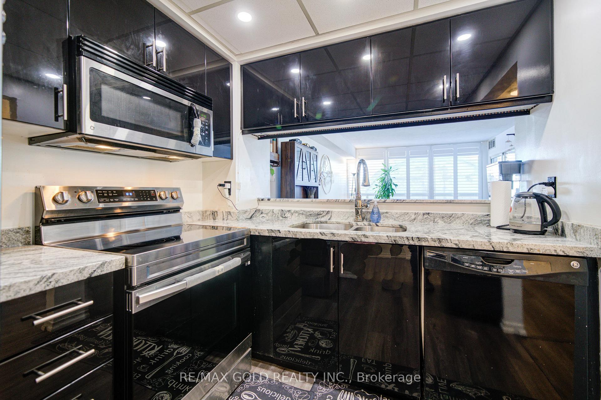 Photo 20 of Unit 208, 495 Highway 8 N, Hamilton, Stoney Creek — HOMEH