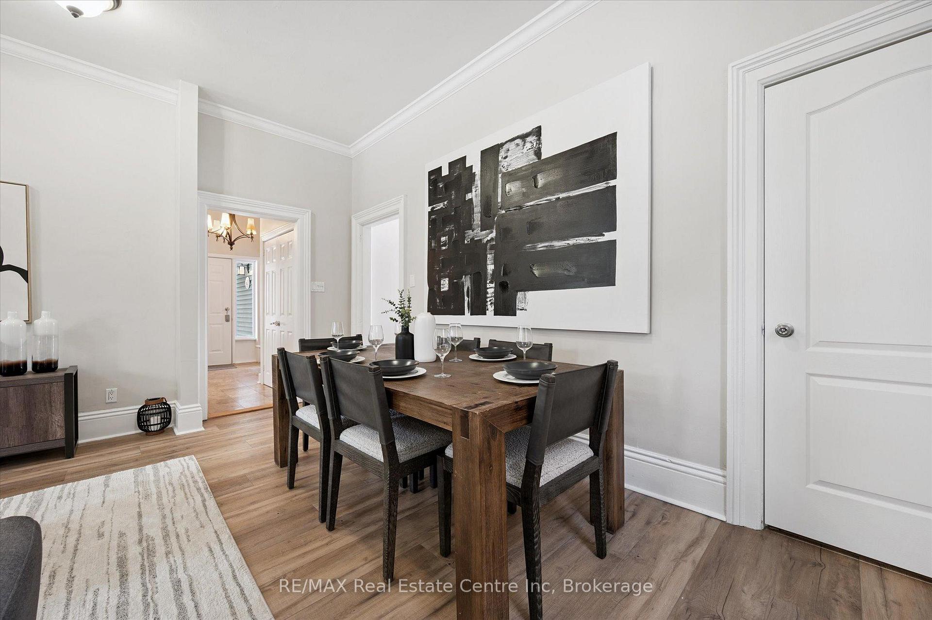Photo 5 of 64 Stuart Street, Guelph, St. George's — HOMEH