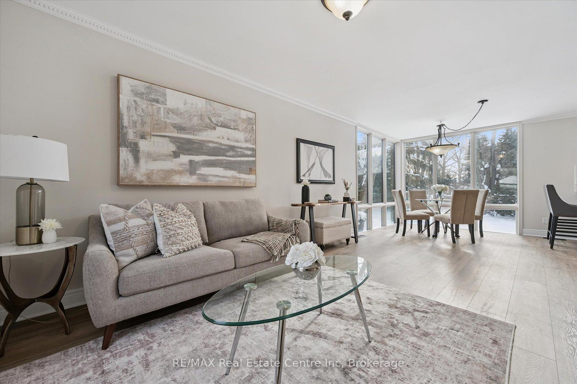 Photo 9 of 64 Stuart Street, Guelph, St. George's — HOMEH