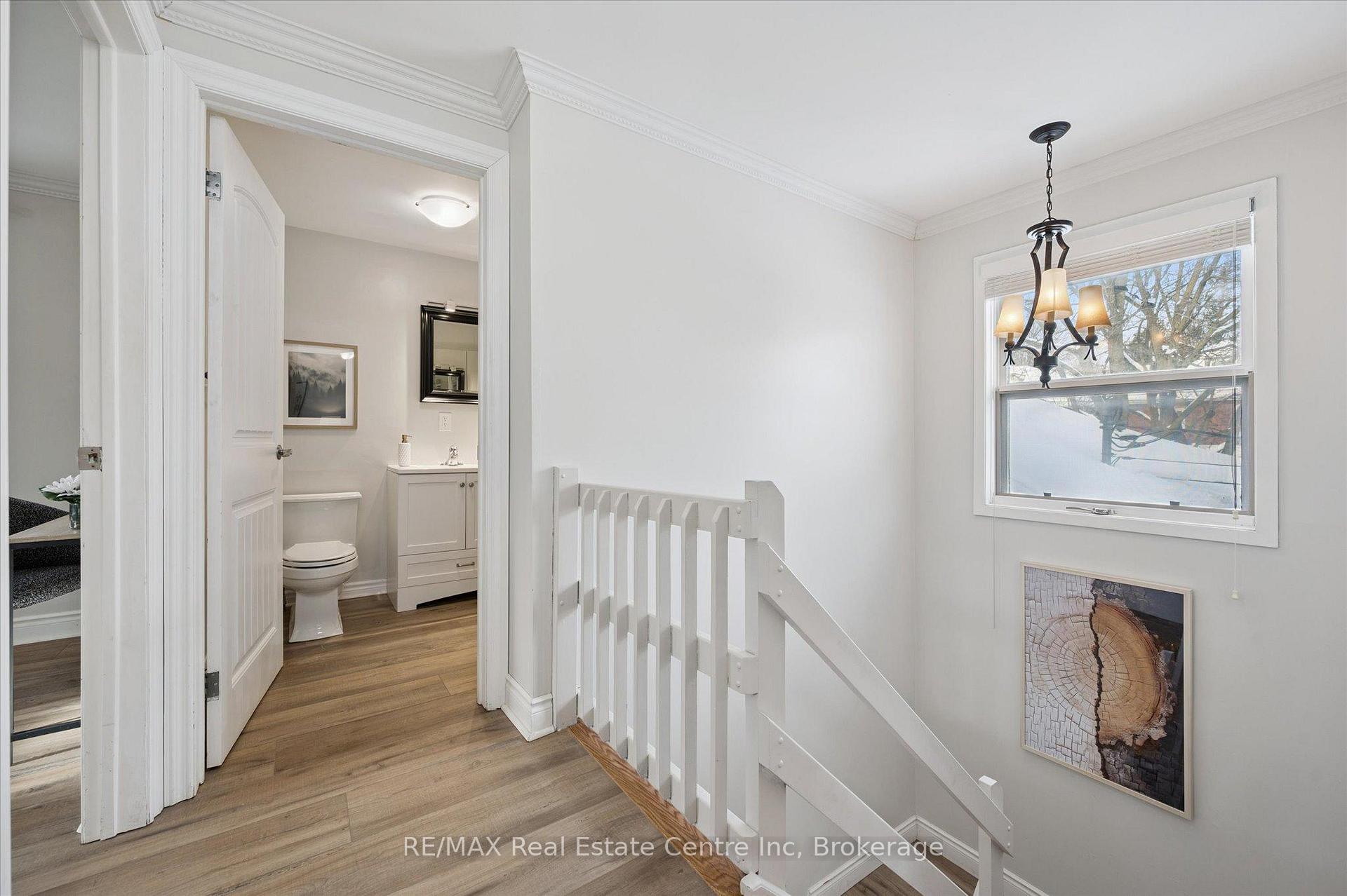 Photo 14 of 64 Stuart Street, Guelph, St. George's — HOMEH