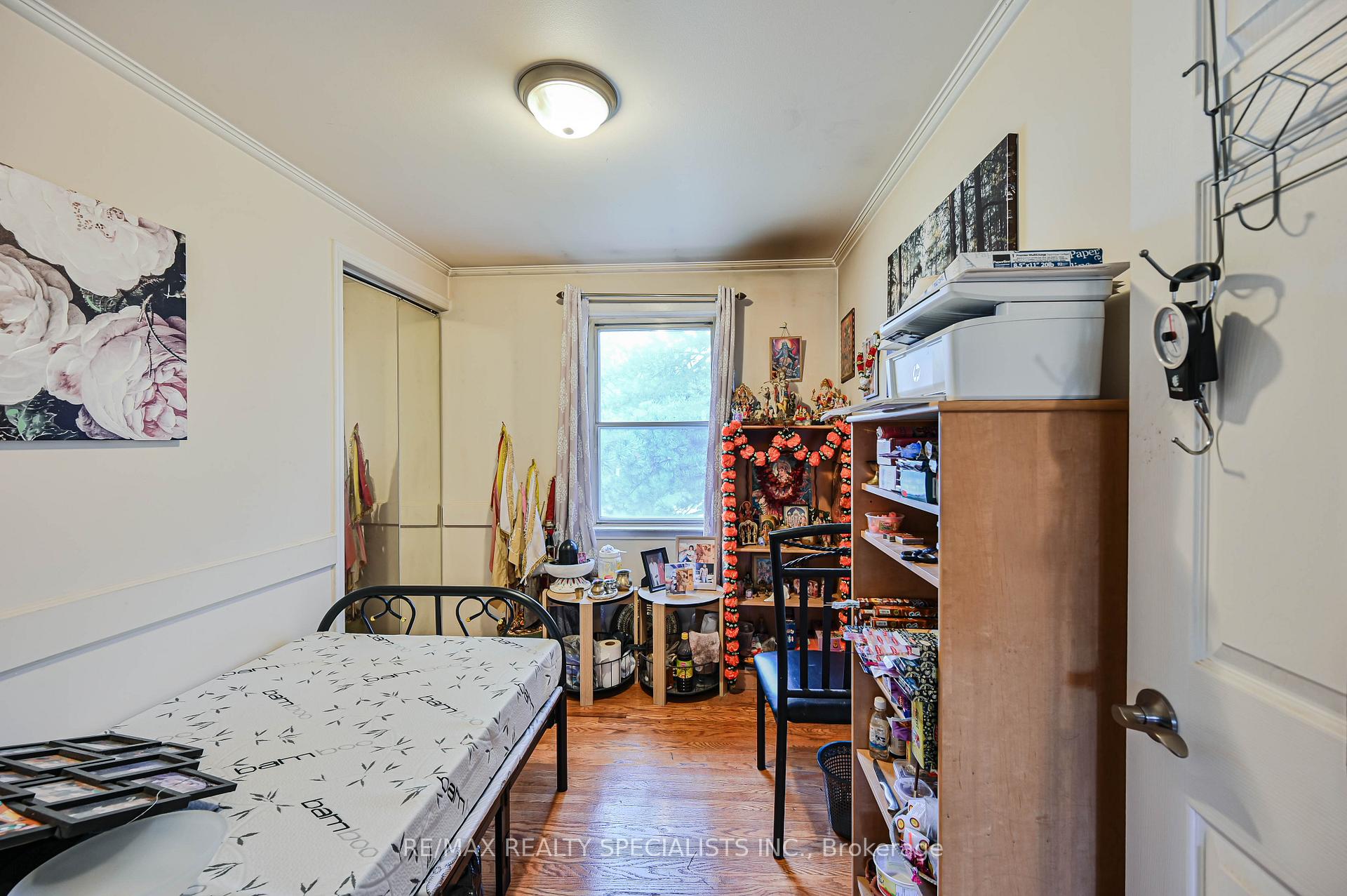 Photo 33 of 66 Balmoral Drive N, Brampton, Avondale — HOMEH