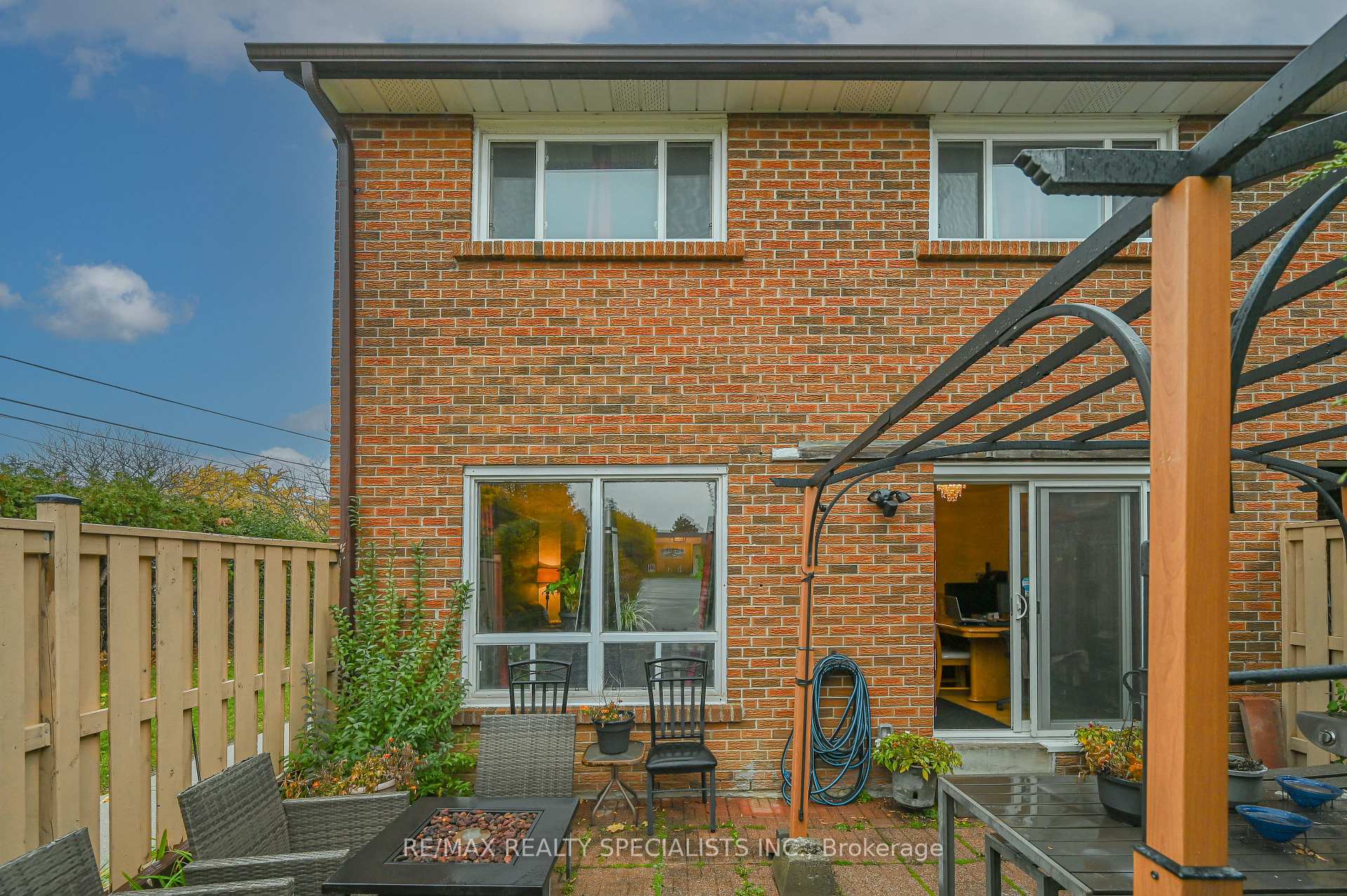 Photo 47 of 66 Balmoral Drive N, Brampton, Avondale — HOMEH