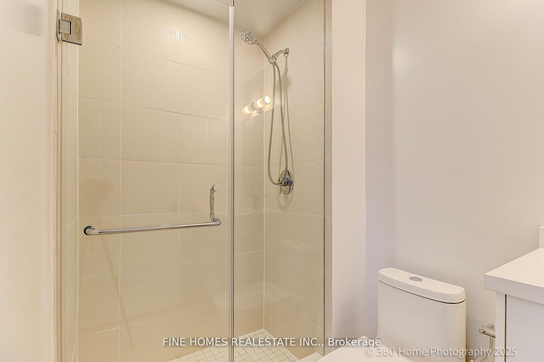 Photo 10 of Unit 1307, 20 Gatineau Drive, Vaughan, Beverley Glen — HOMEH