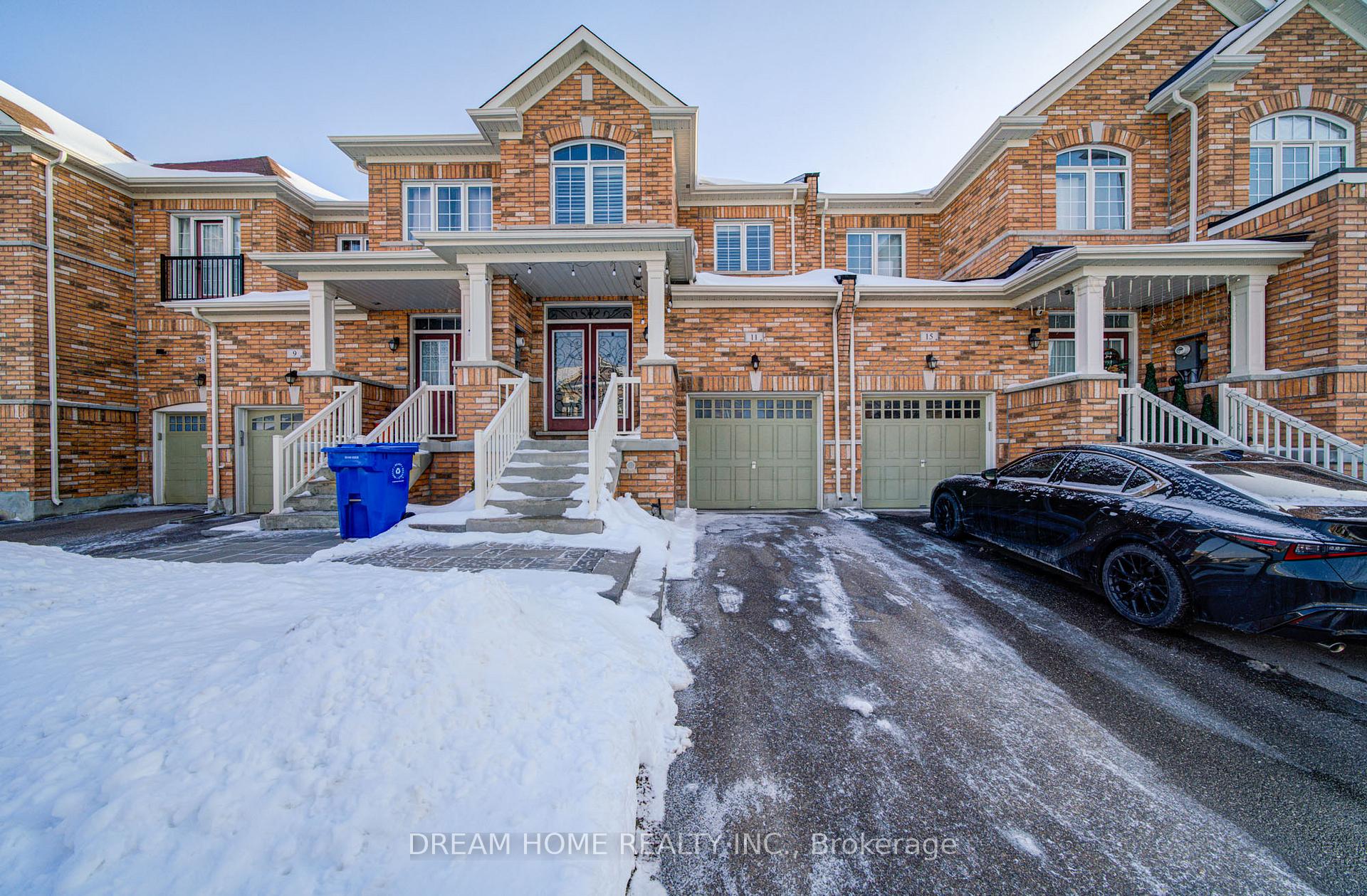 Front of 11 Homer Crescent