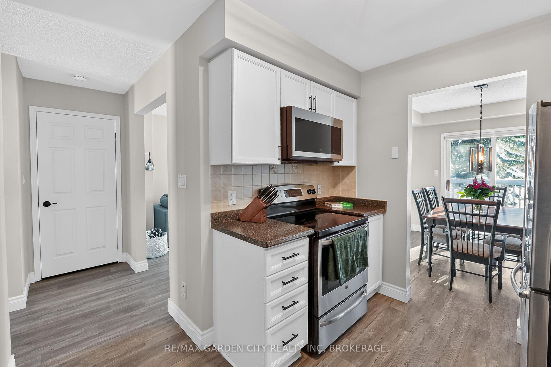 Photo 9 of 5 Maureen Court, Pelham, Fonthill — HOMEH