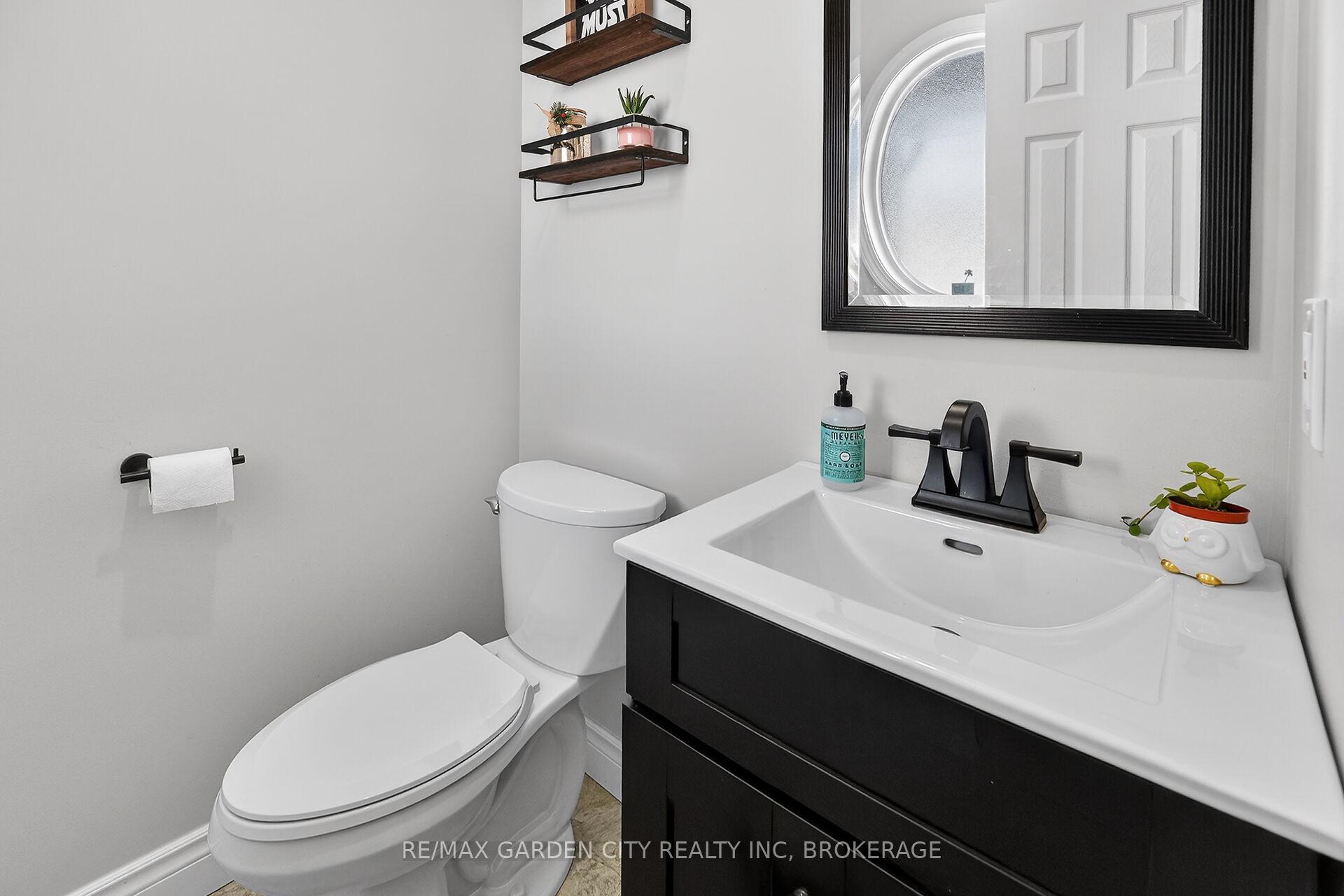 Photo 18 of 5 Maureen Court, Pelham, Fonthill — HOMEH