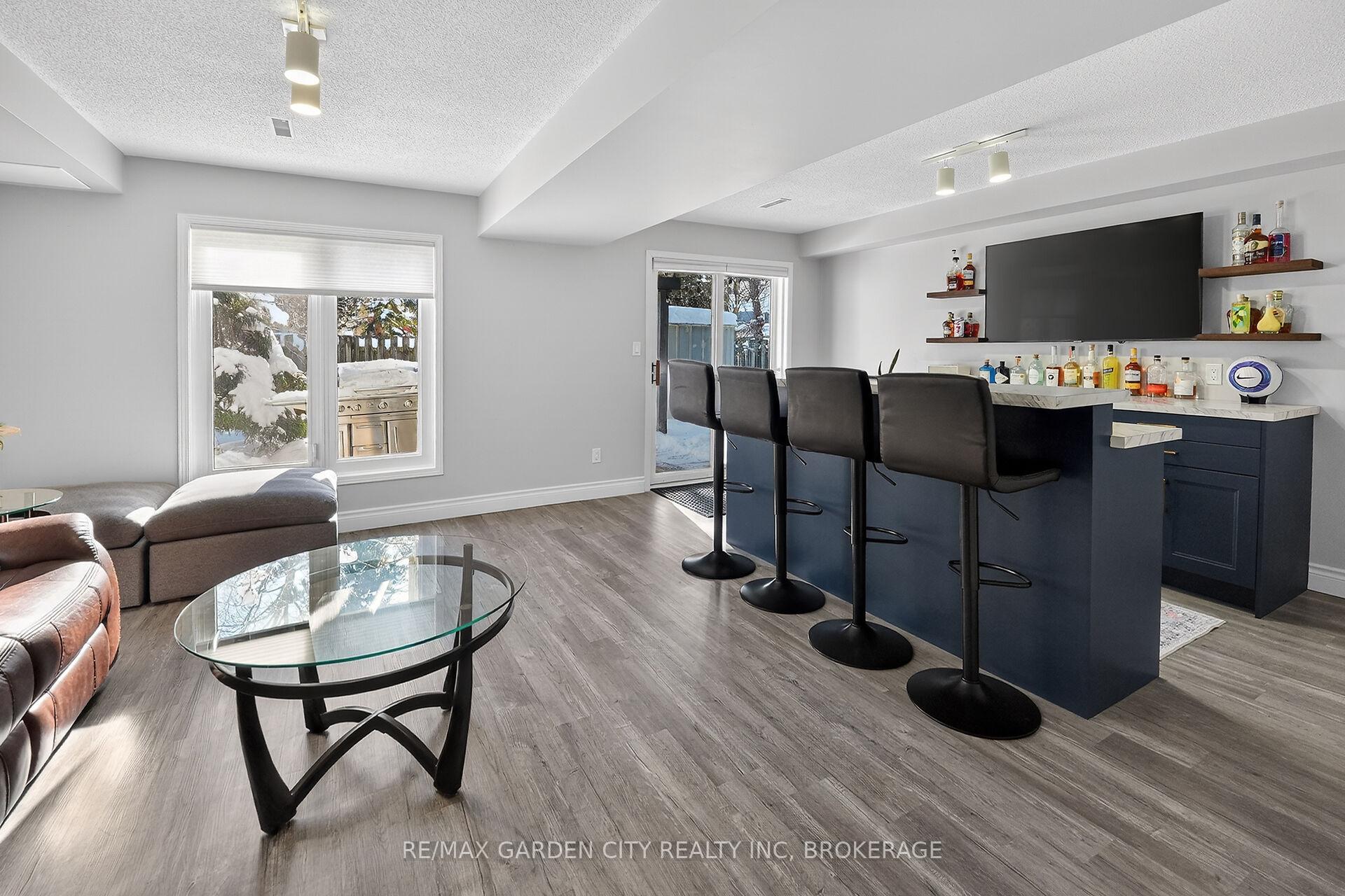 Photo 28 of 5 Maureen Court, Pelham, Fonthill — HOMEH