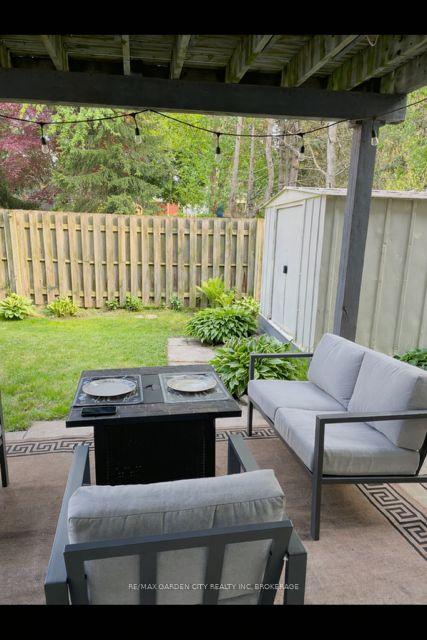 Photo 46 of 5 Maureen Court, Pelham, Fonthill — HOMEH