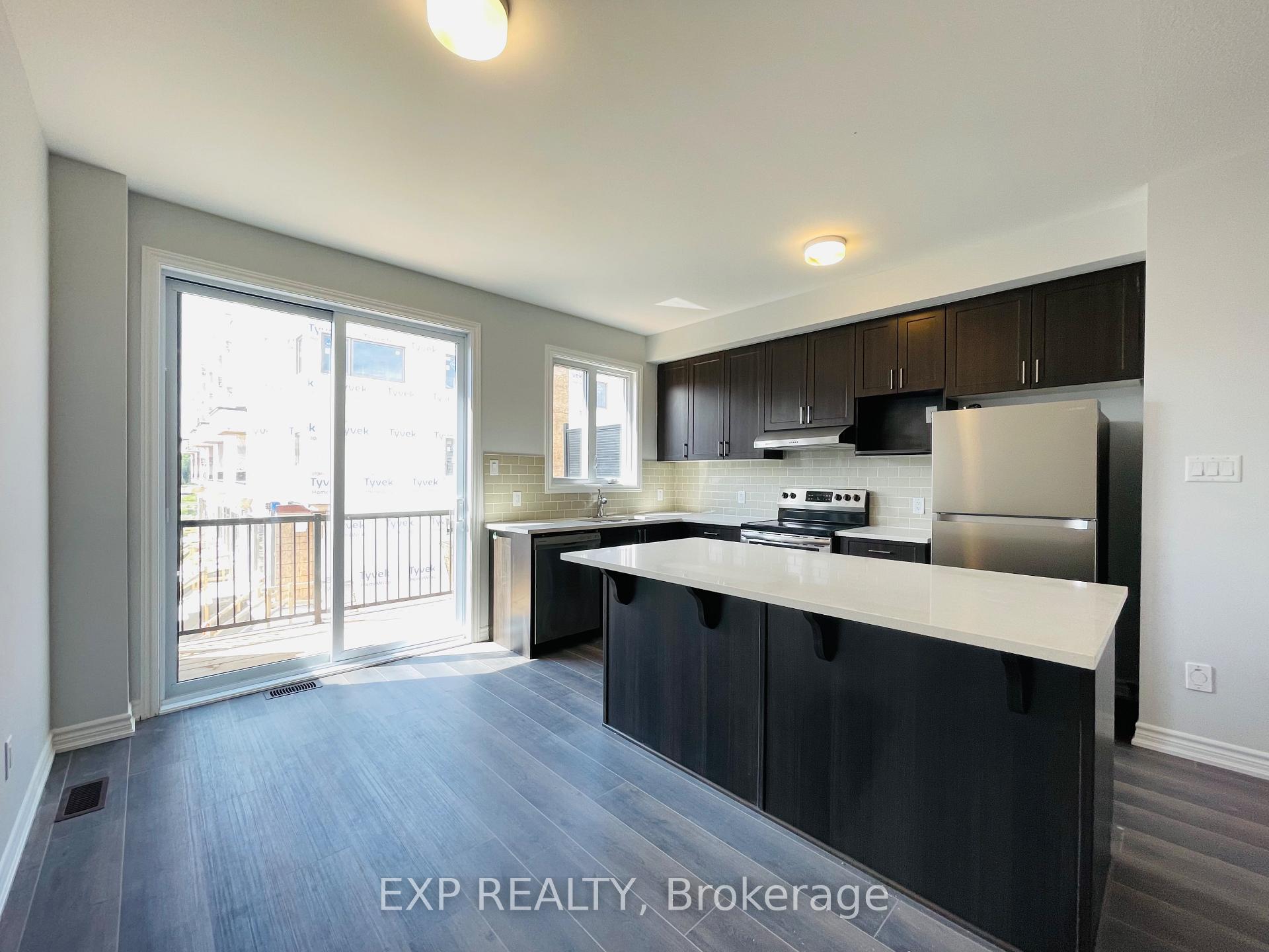 Photo 7 of 1406 Hemlock Road, Ottawa, CFB Rockcliffe and Area — HOMEH