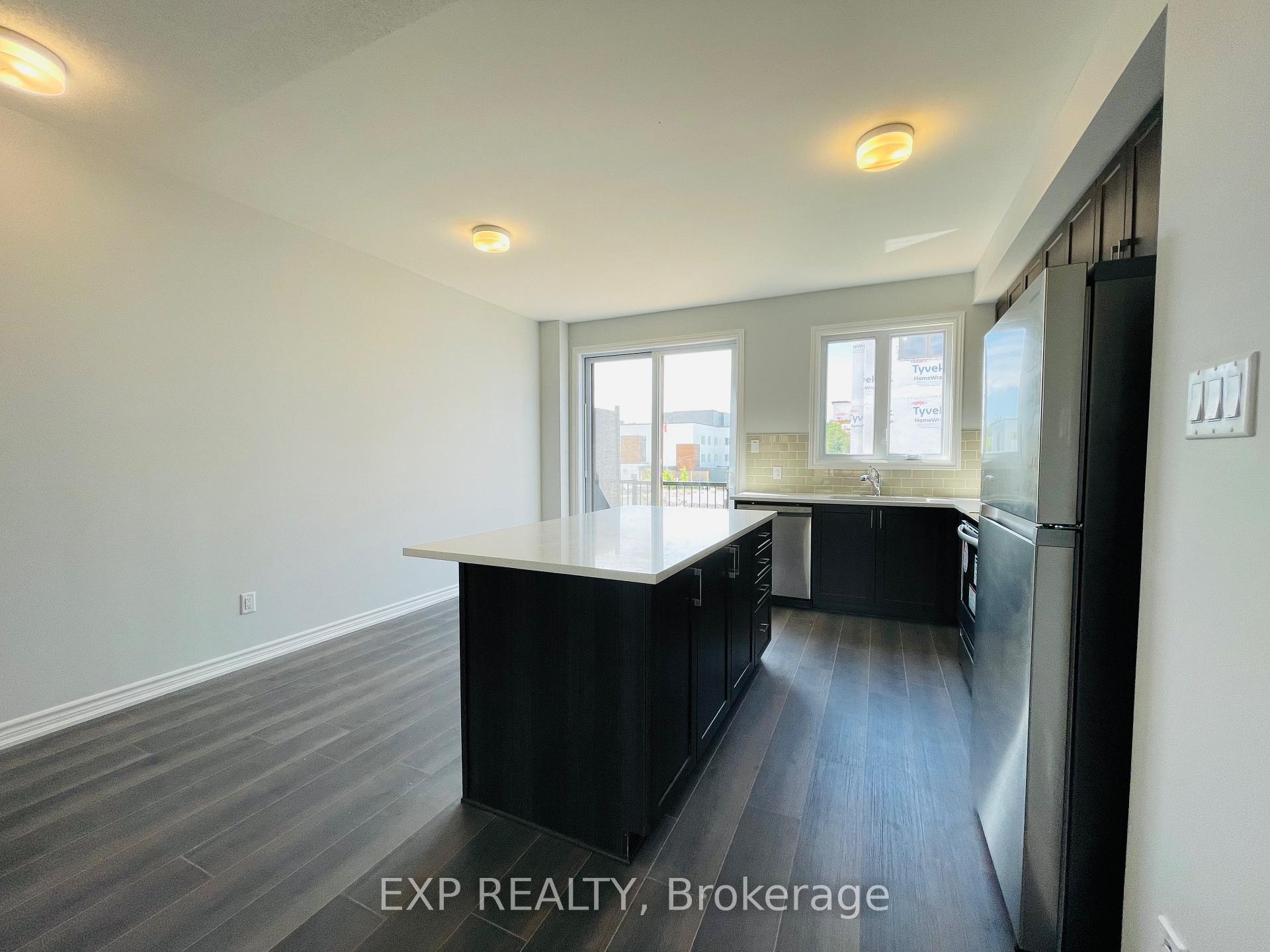 Photo 8 of 1406 Hemlock Road, Ottawa, CFB Rockcliffe and Area — HOMEH