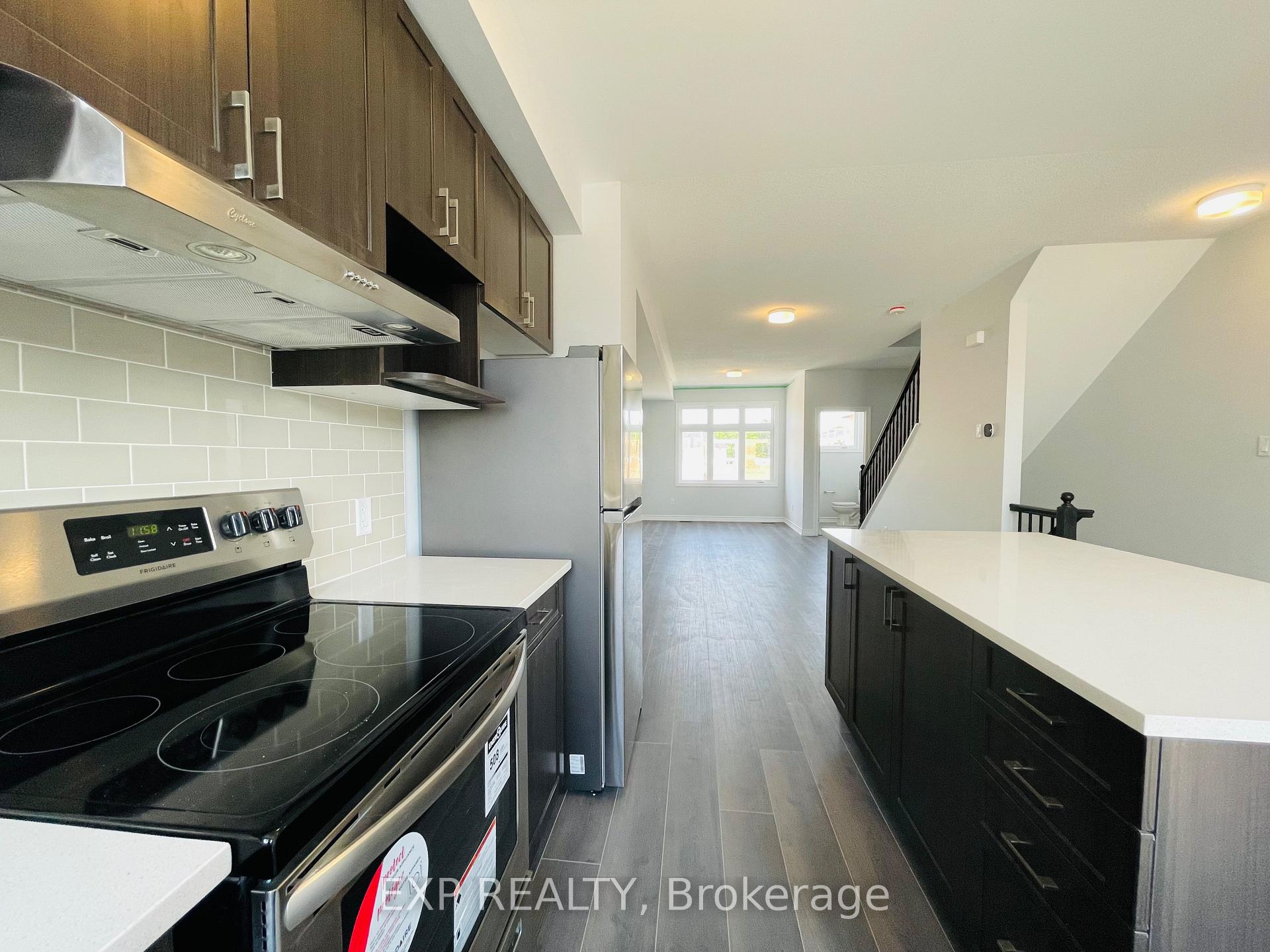 Photo 10 of 1406 Hemlock Road, Ottawa, CFB Rockcliffe and Area — HOMEH