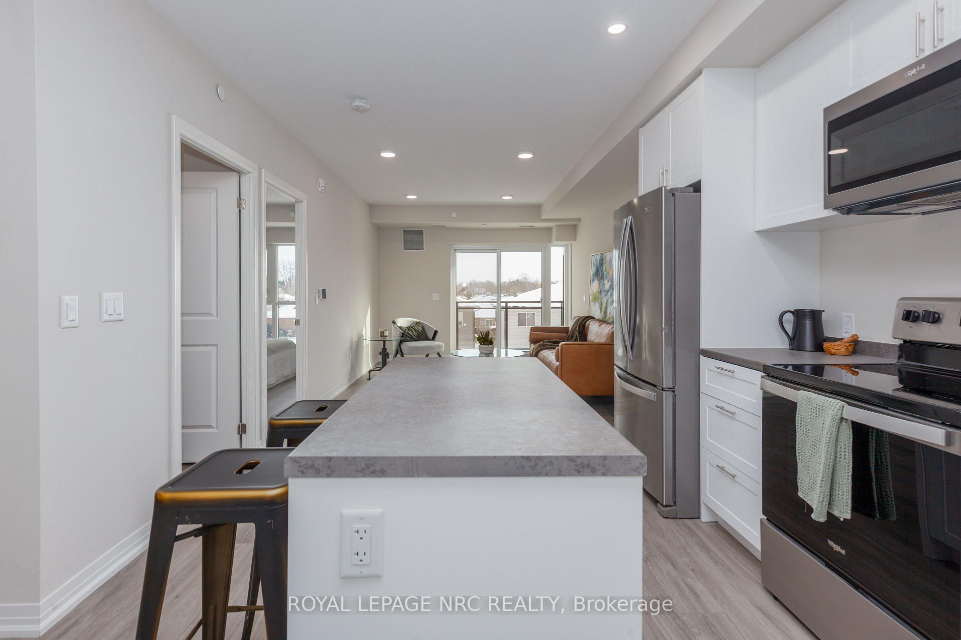 Photo 3 of Unit 203, 50 Herrick Avenue, St. Catharines, Oakdale — HOMEH