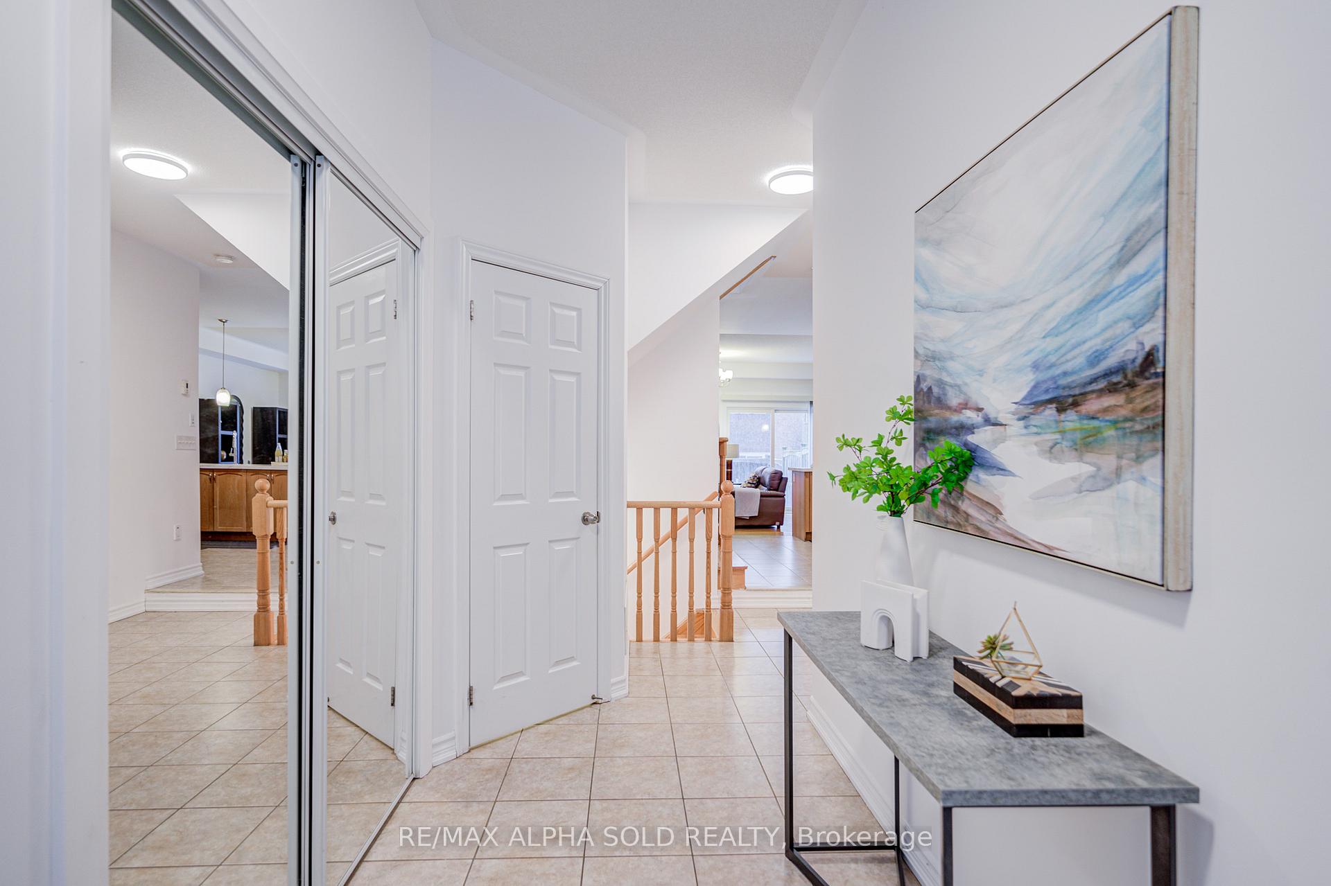 Photo 8 of 74 Evershot Crescent, Markham, Wismer — HOMEH