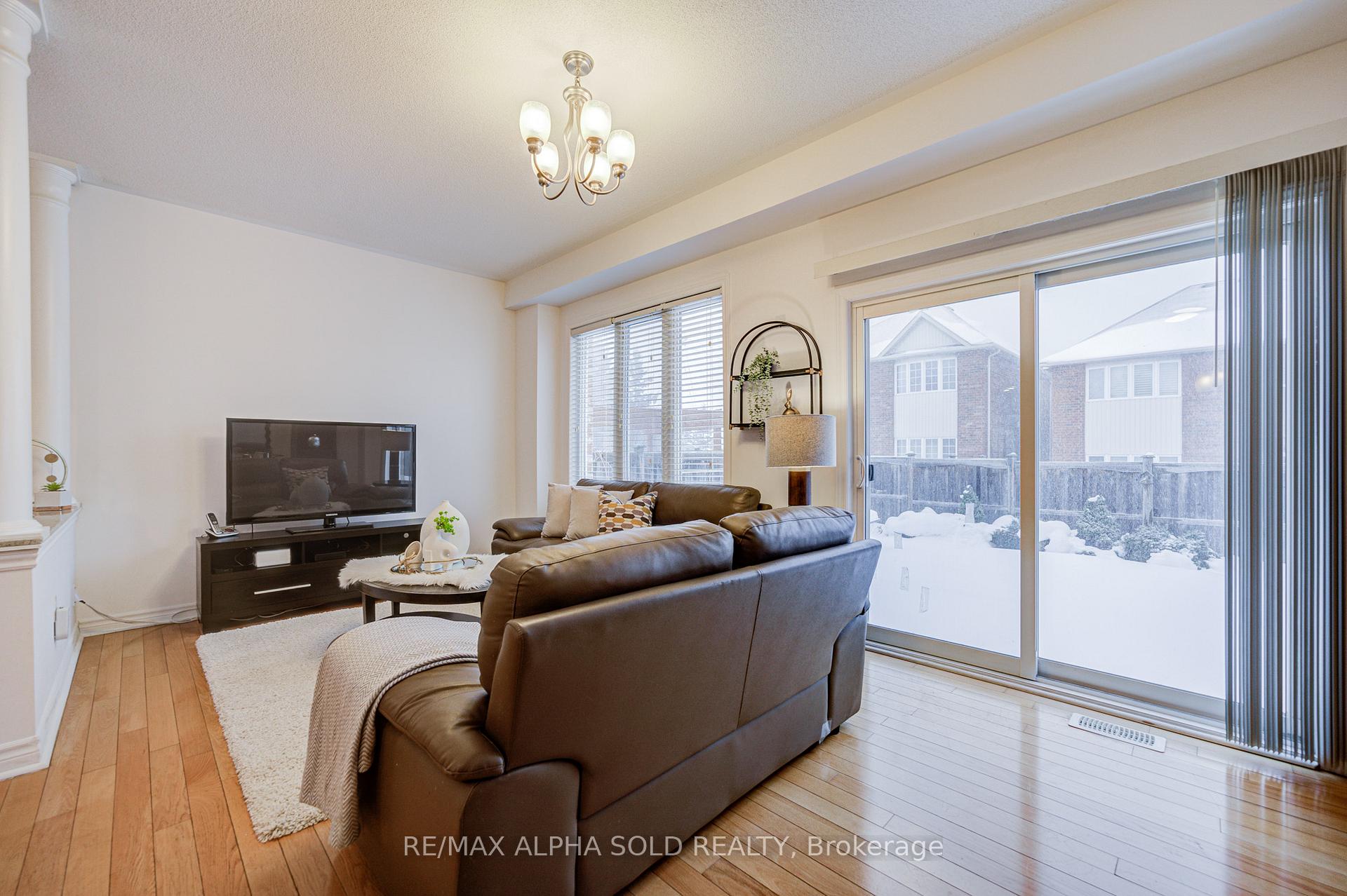 Photo 20 of 74 Evershot Crescent, Markham, Wismer — HOMEH