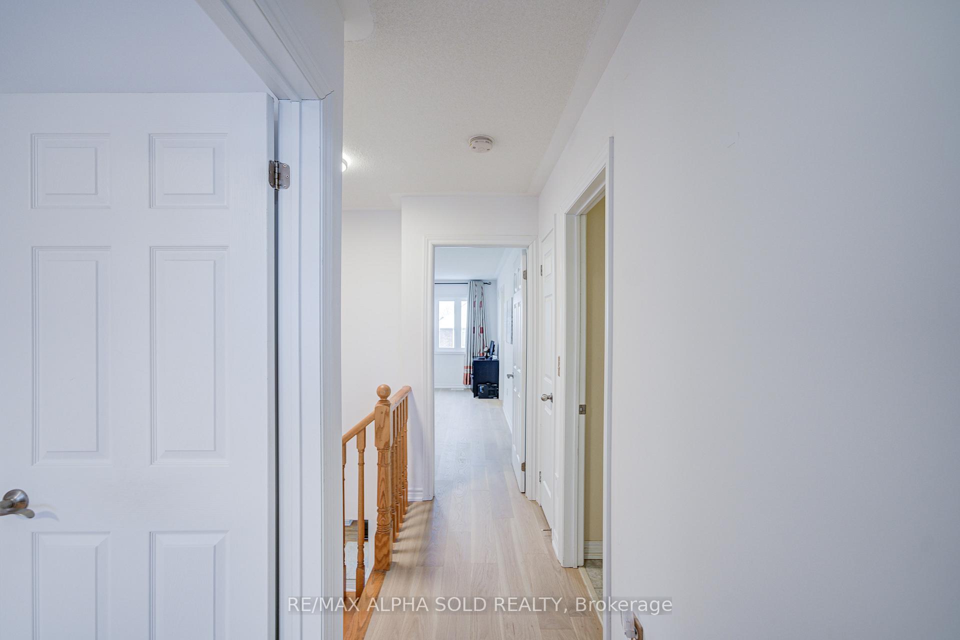 Photo 25 of 74 Evershot Crescent, Markham, Wismer — HOMEH