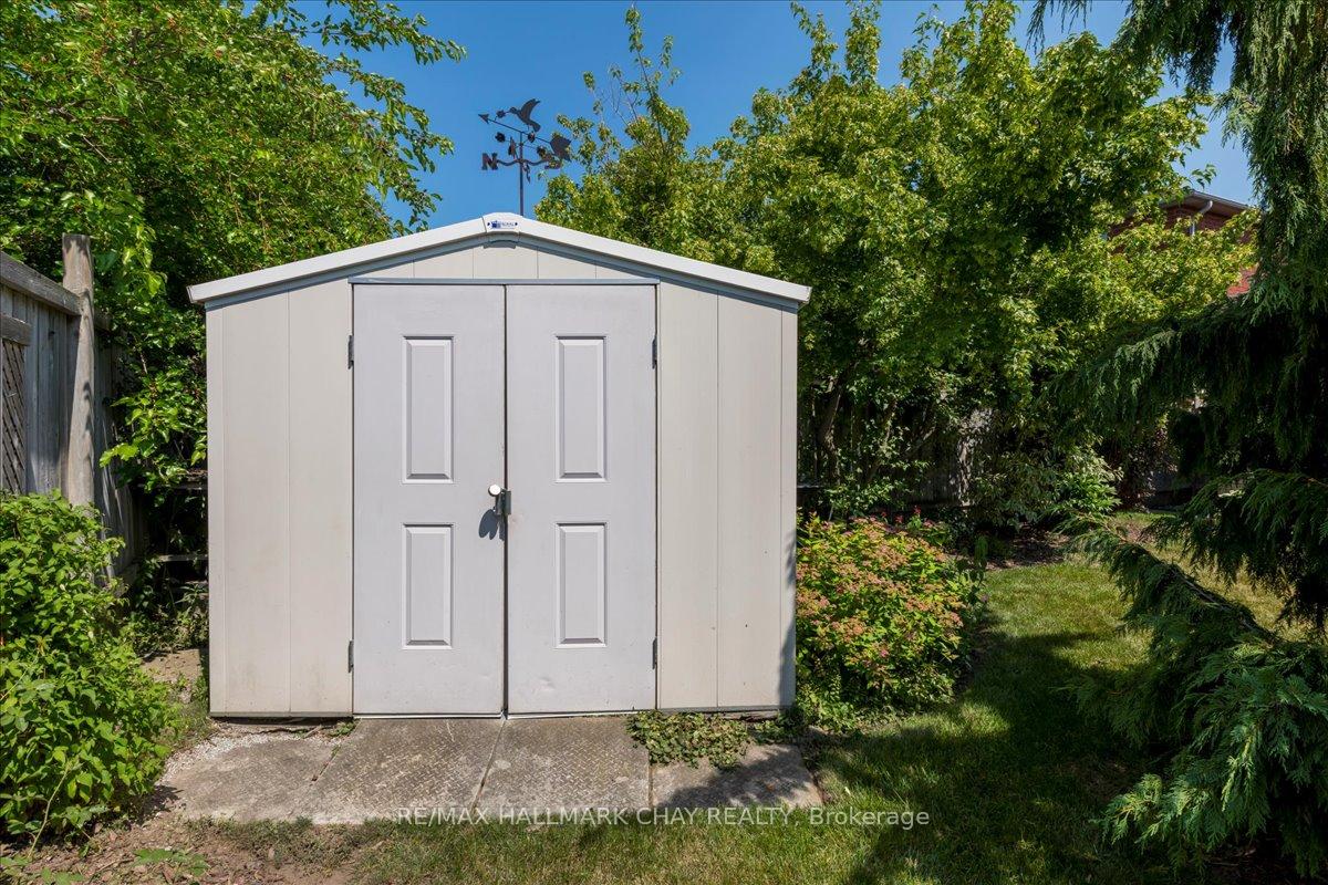 Photo 37 of 190 Pringle Drive, Barrie, Edgehill Drive — HOMEH