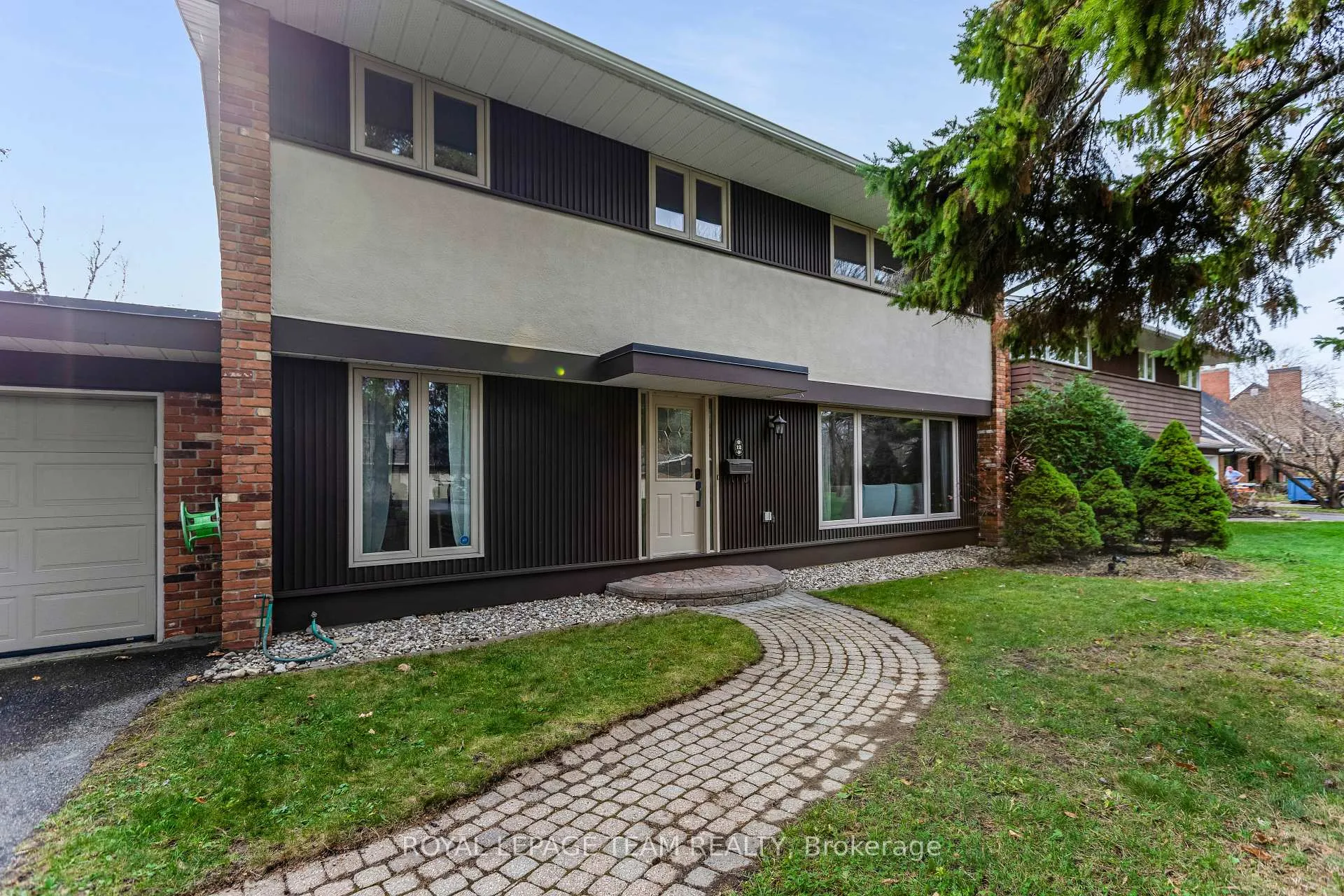 Photo 2 of 12 Pellan Crescent, Ottawa, Kanata - Beaverbrook — HOMEH