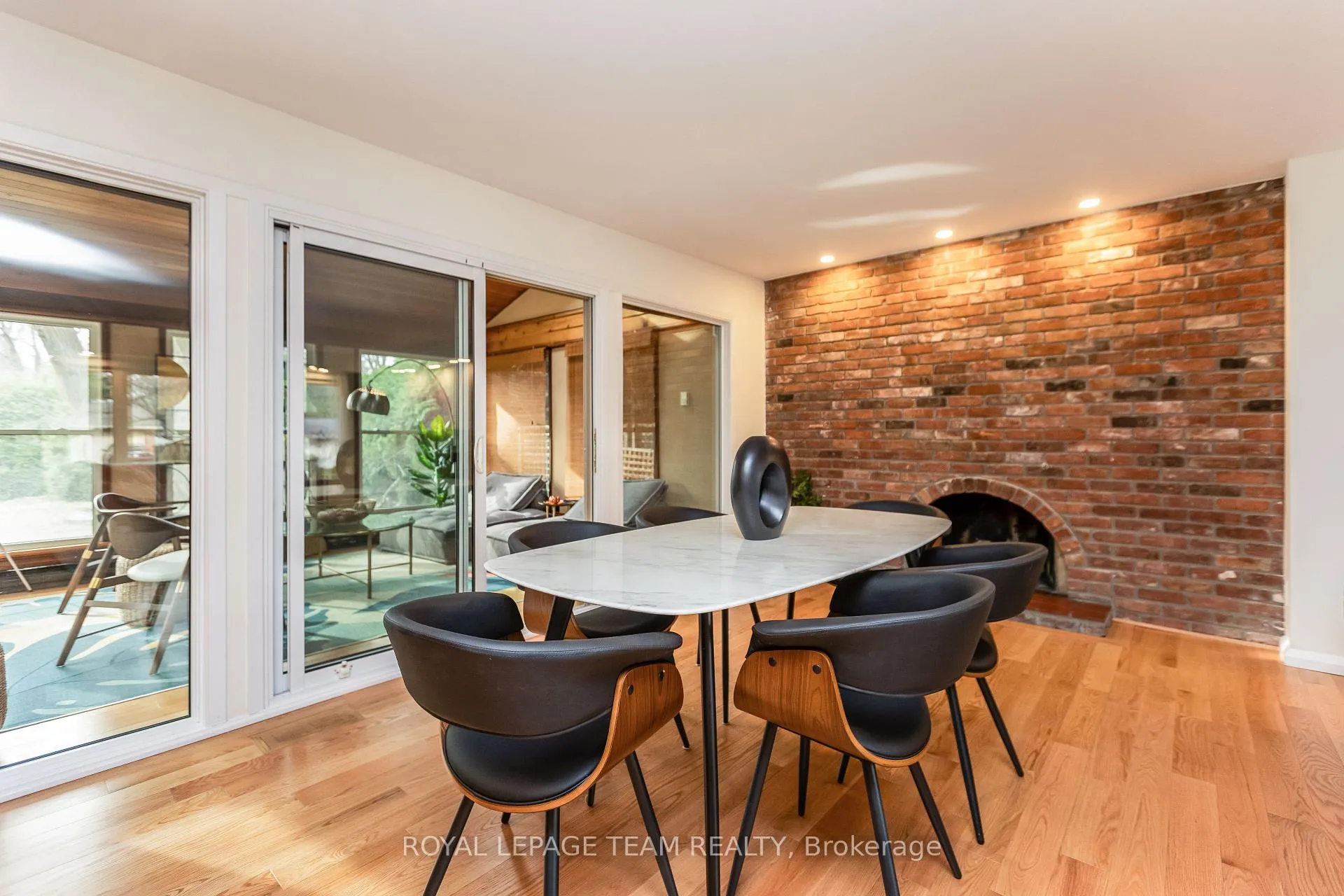 Photo 6 of 12 Pellan Crescent, Ottawa, Kanata - Beaverbrook — HOMEH