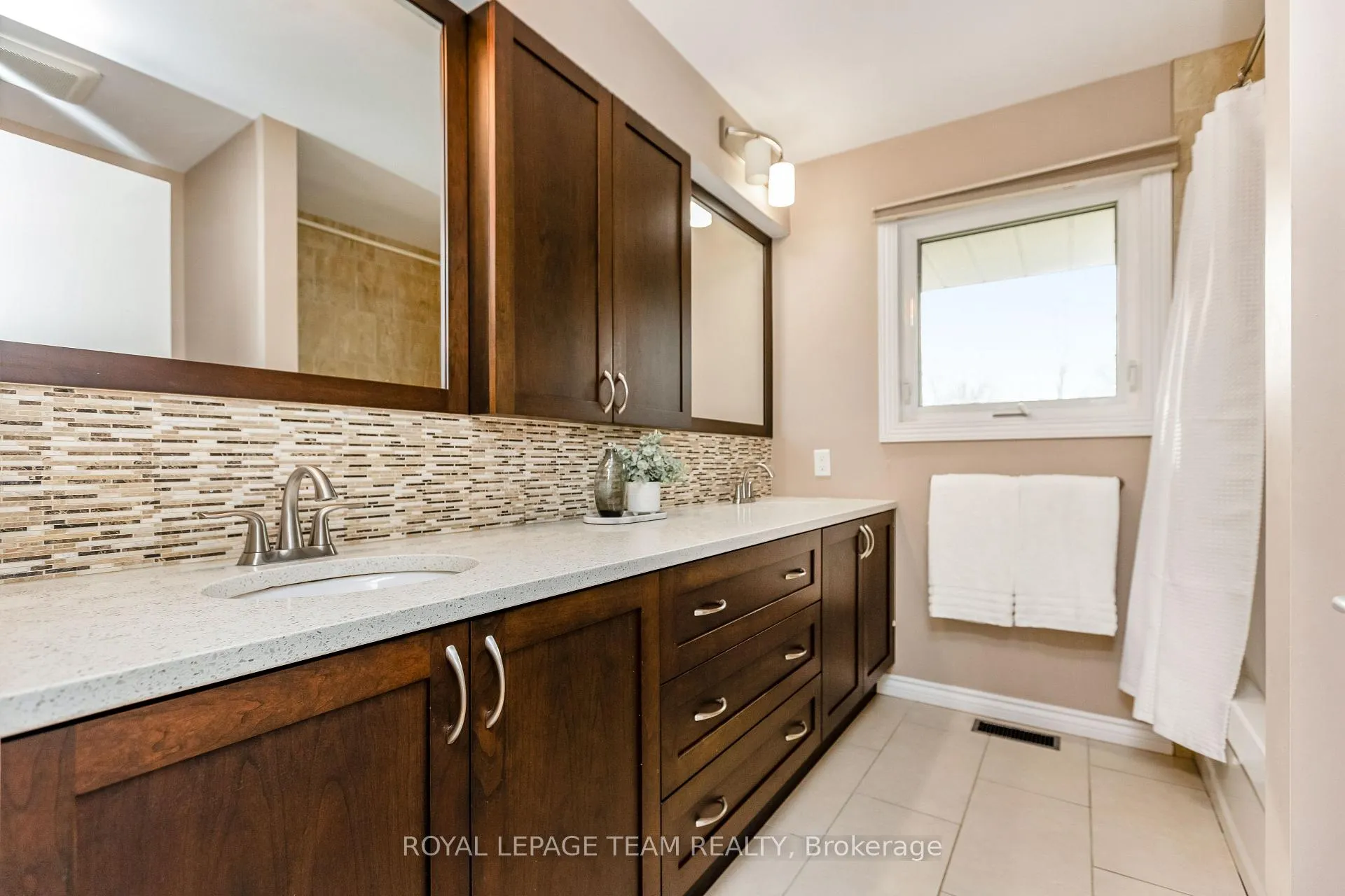 Photo 20 of 12 Pellan Crescent, Ottawa, Kanata - Beaverbrook — HOMEH
