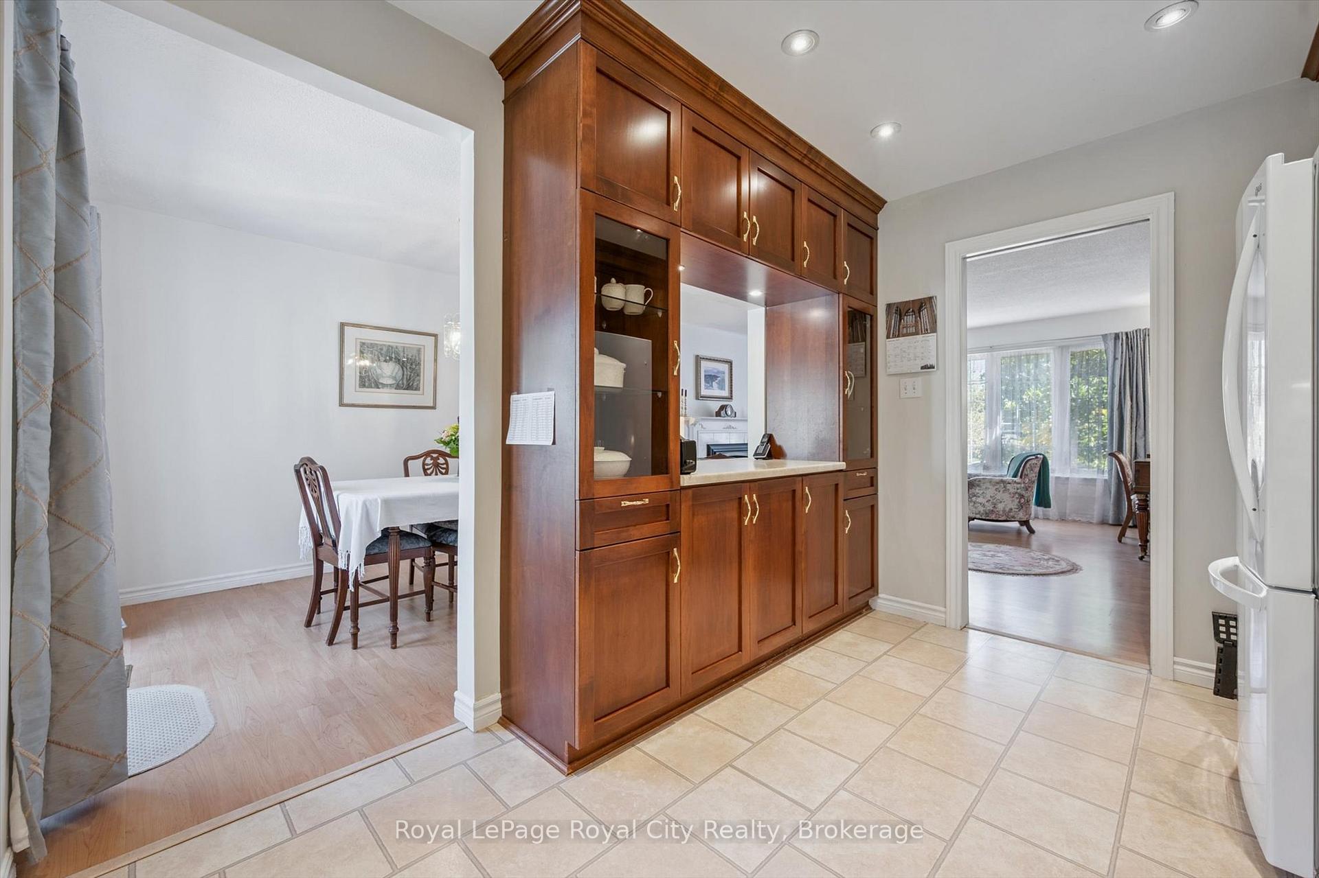 Photo 19 of 6 Fairmeadow Drive, Guelph, Willow West/Sugarbush/West Acres — HOMEH