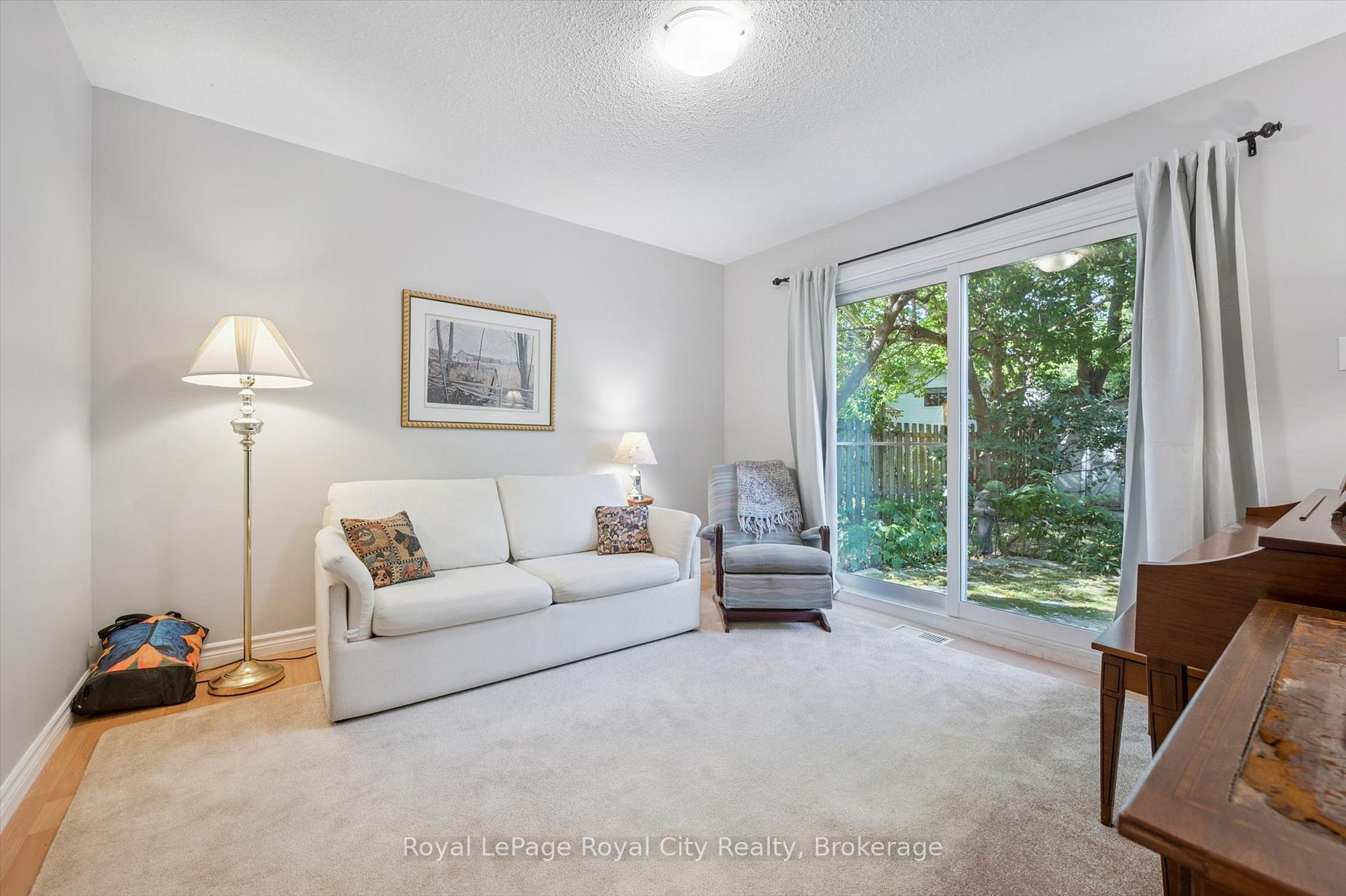 Photo 20 of 6 Fairmeadow Drive, Guelph, Willow West/Sugarbush/West Acres — HOMEH