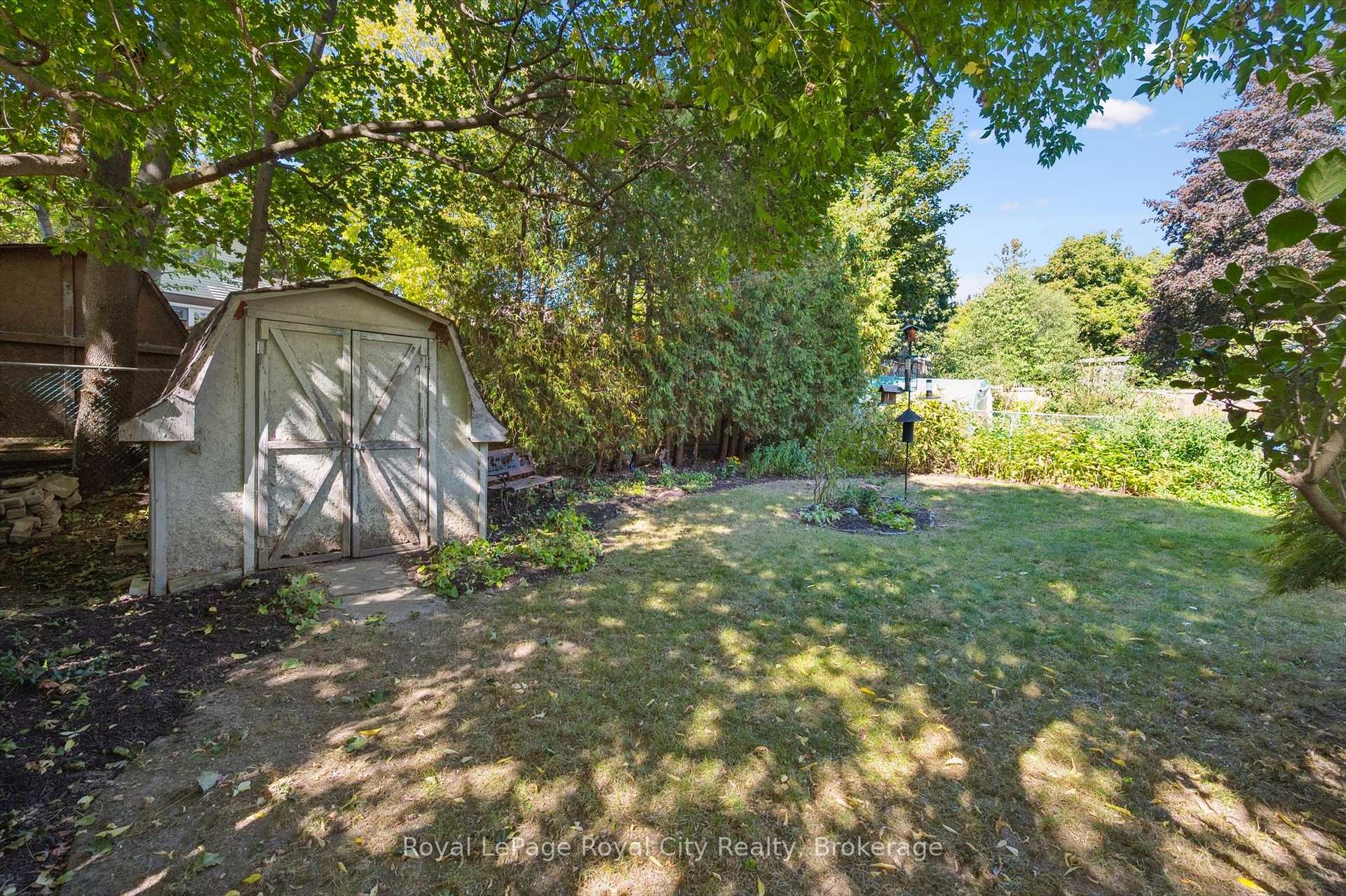 Photo 33 of 6 Fairmeadow Drive, Guelph, Willow West/Sugarbush/West Acres — HOMEH