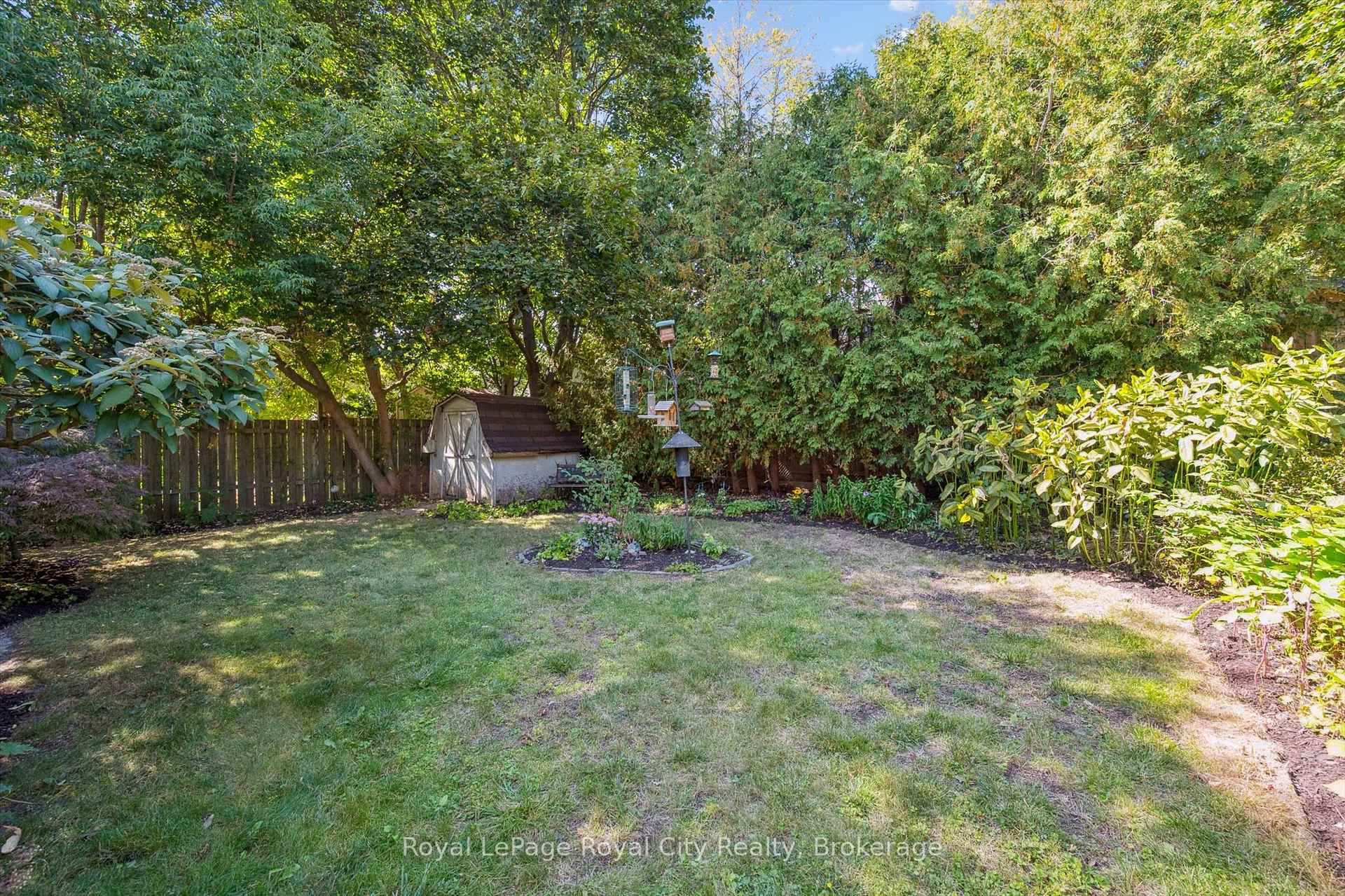 Photo 37 of 6 Fairmeadow Drive, Guelph, Willow West/Sugarbush/West Acres — HOMEH