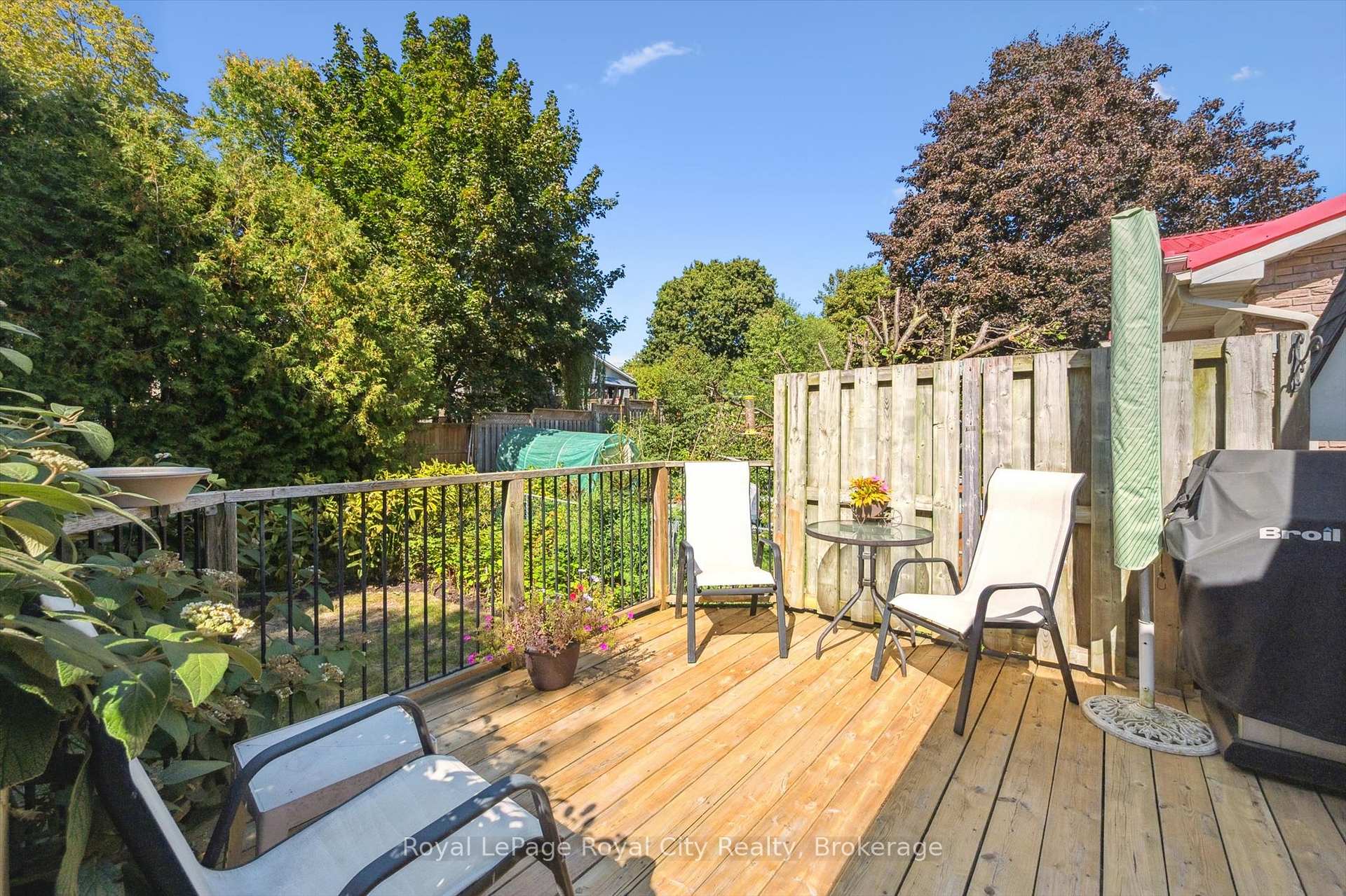 Photo 39 of 6 Fairmeadow Drive, Guelph, Willow West/Sugarbush/West Acres — HOMEH