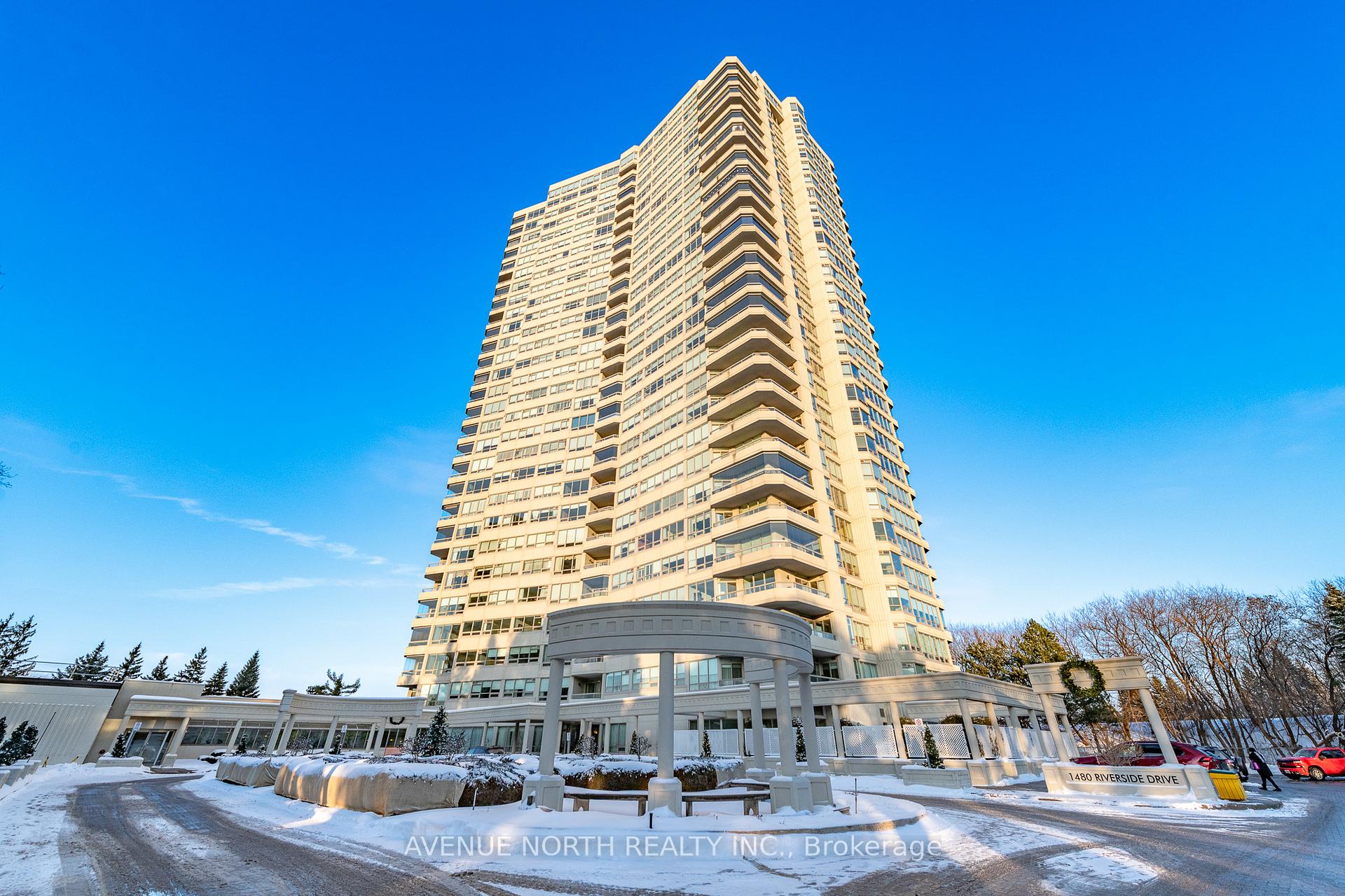 Front of Unit 606, 1480 Riverside Drive