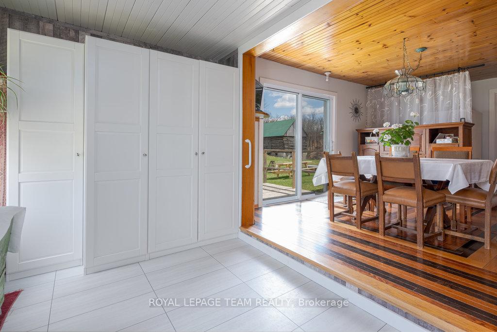 Photo 7 of 9754 511 Highway N, Lanark Highlands, Lanark Highlands (Darling) Twp — HOMEH