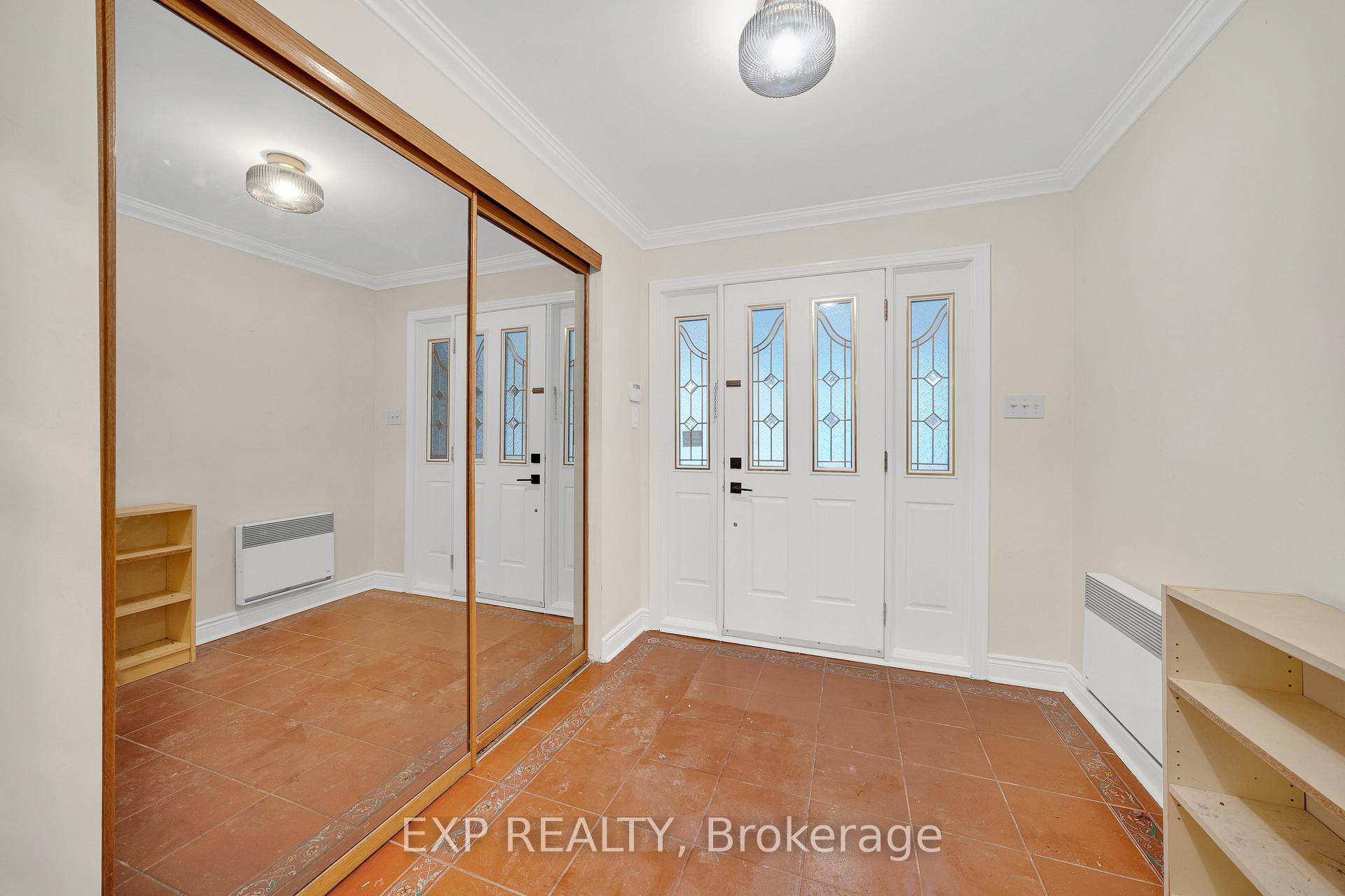 Photo 8 of 661 Blair Road, Ottawa, Rothwell Heights — HOMEH