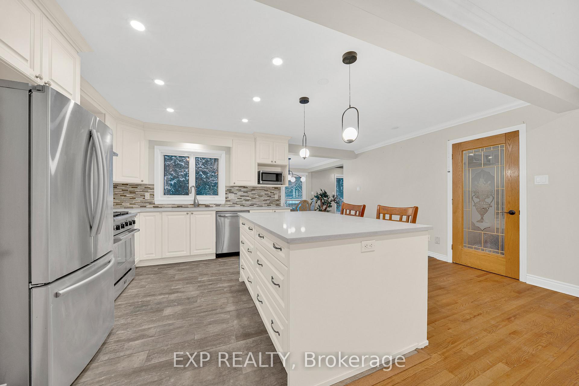 Photo 14 of 661 Blair Road, Ottawa, Rothwell Heights — HOMEH
