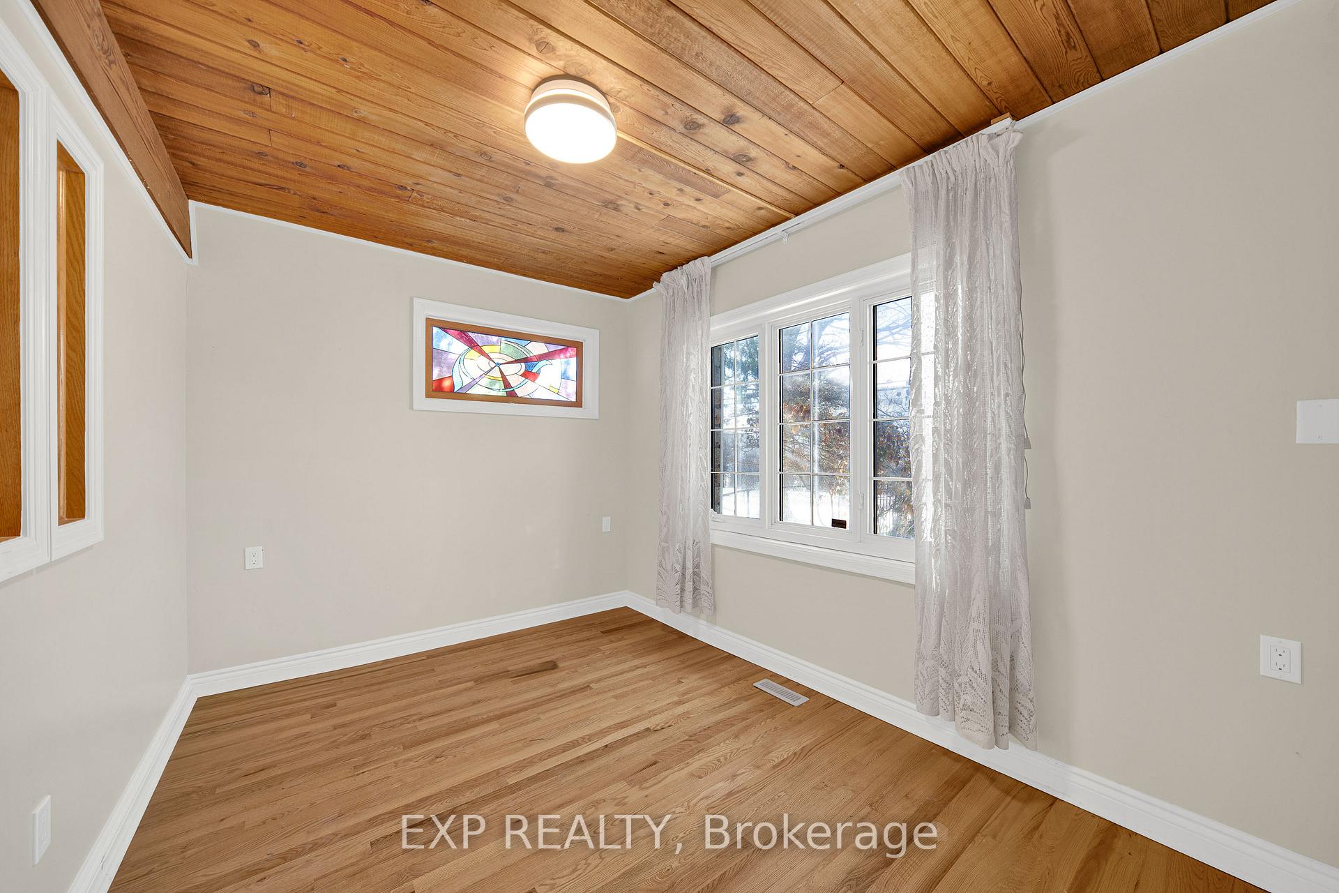 Photo 22 of 661 Blair Road, Ottawa, Rothwell Heights — HOMEH
