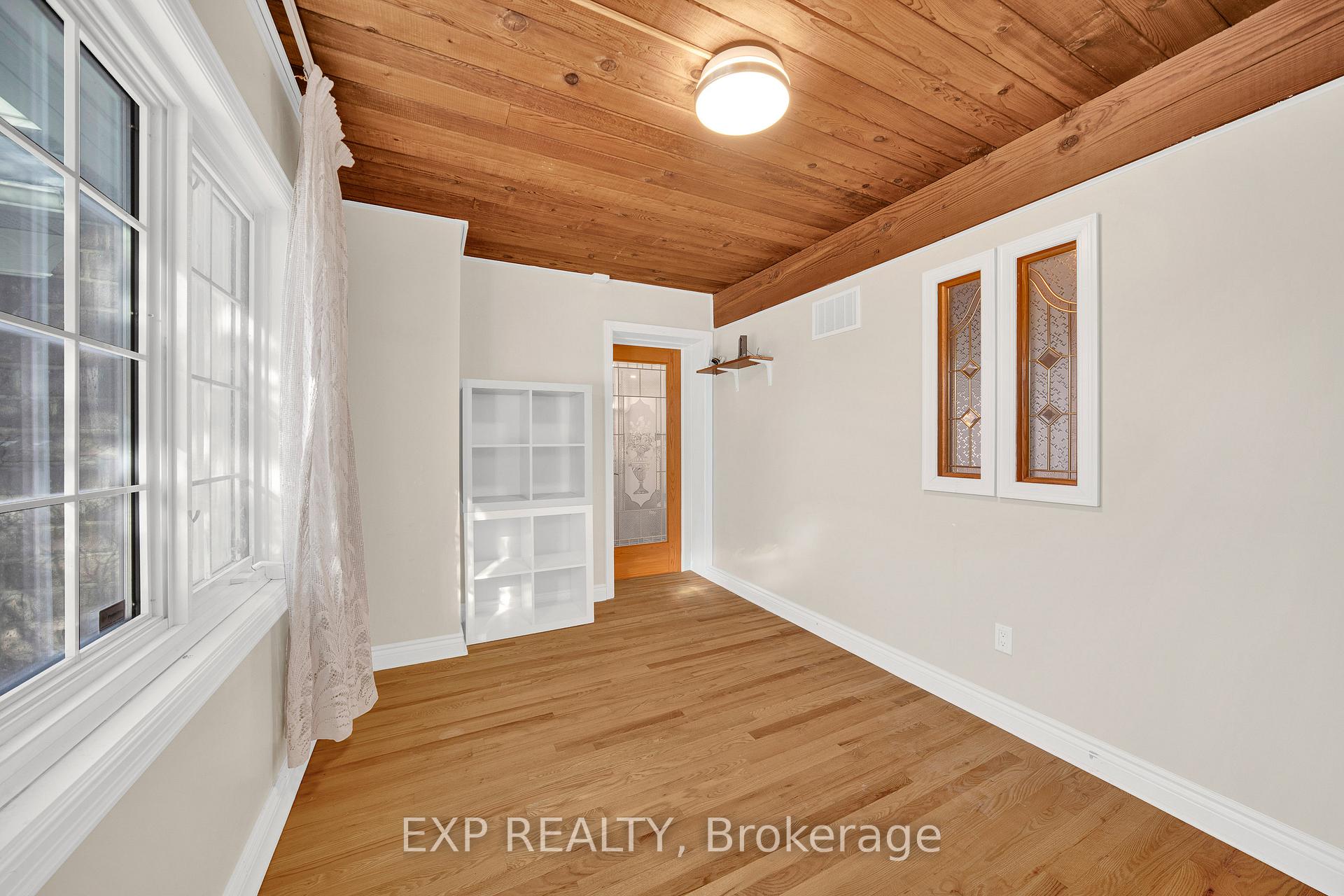 Photo 23 of 661 Blair Road, Ottawa, Rothwell Heights — HOMEH