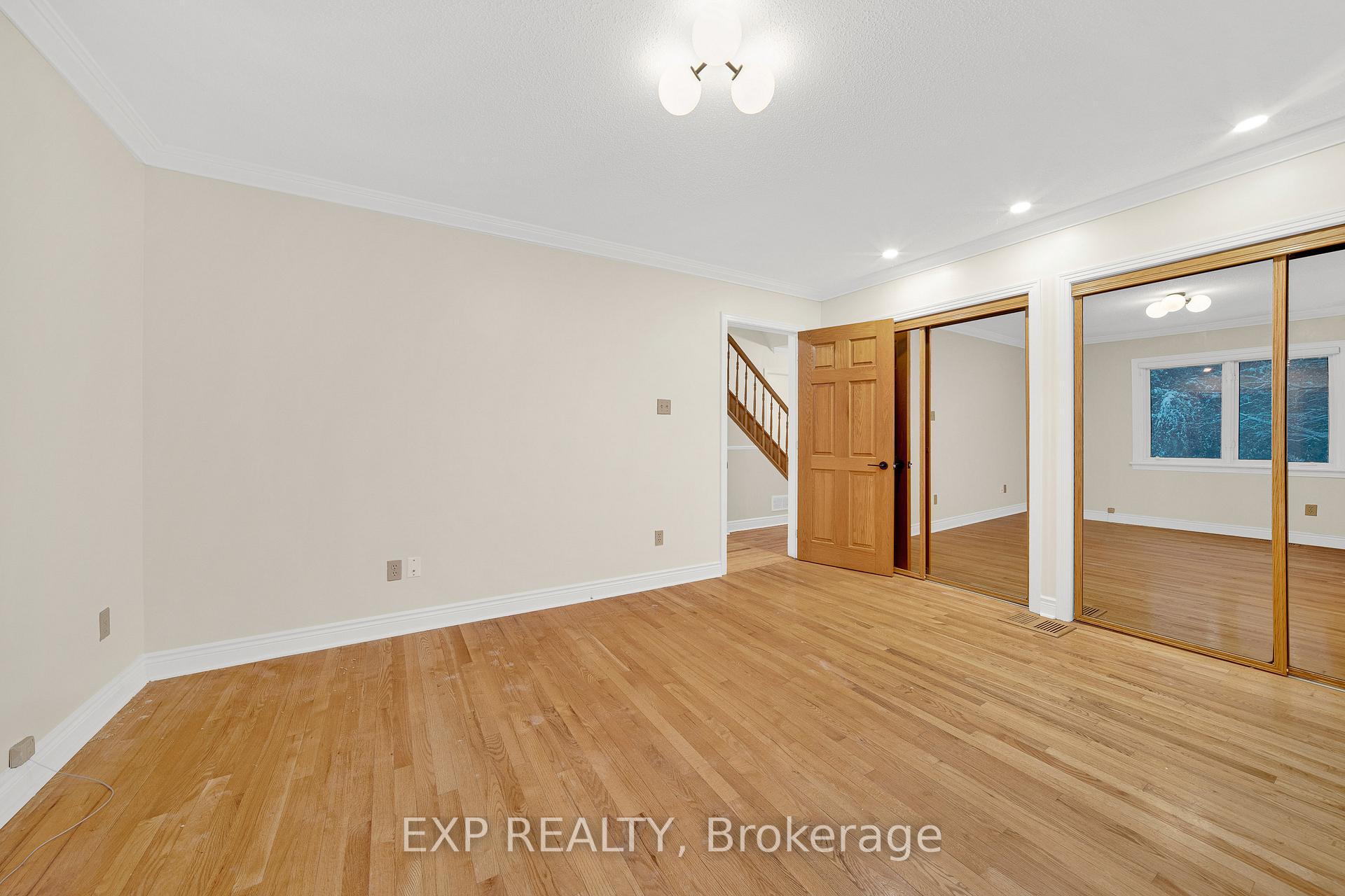Photo 27 of 661 Blair Road, Ottawa, Rothwell Heights — HOMEH