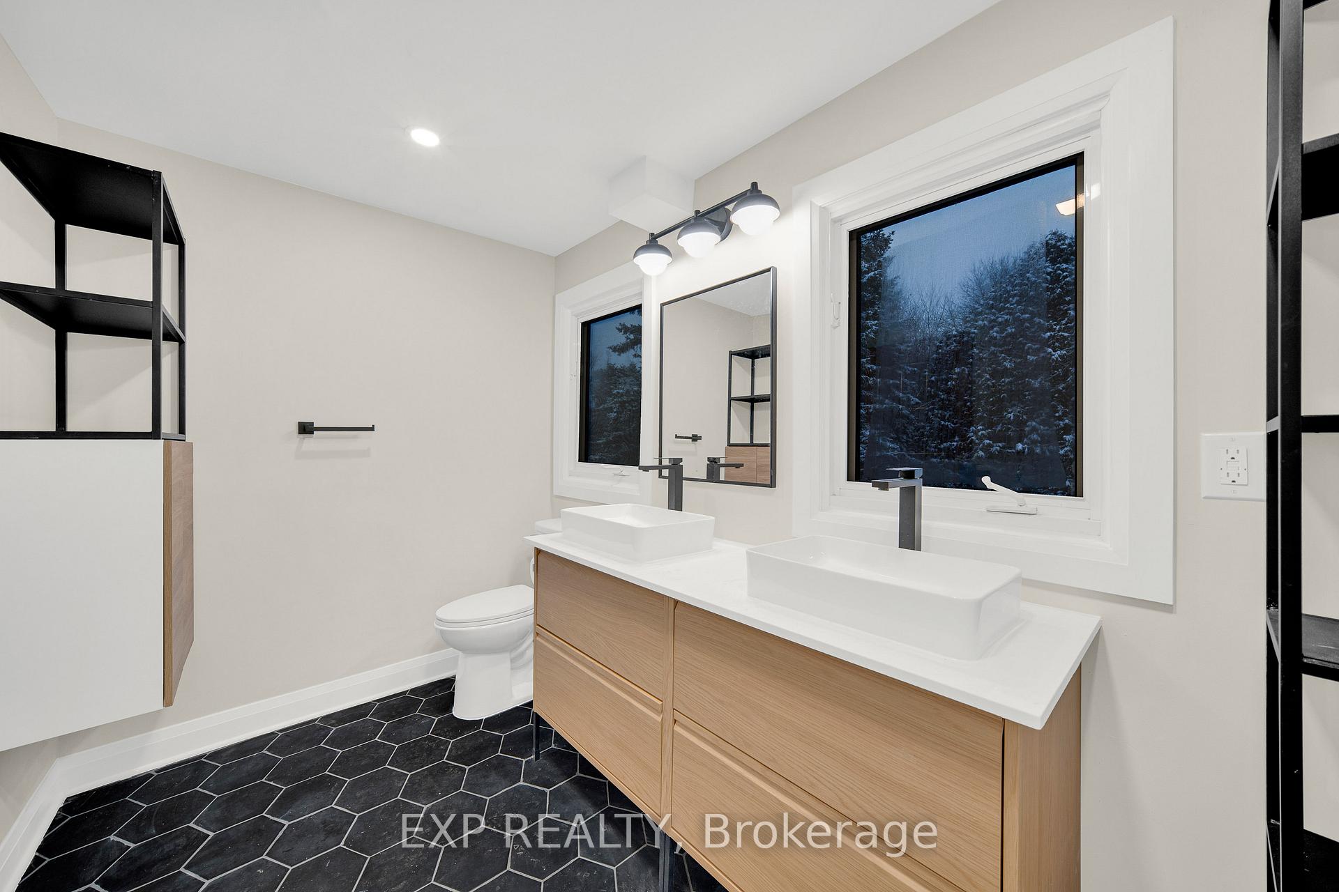 Photo 33 of 661 Blair Road, Ottawa, Rothwell Heights — HOMEH