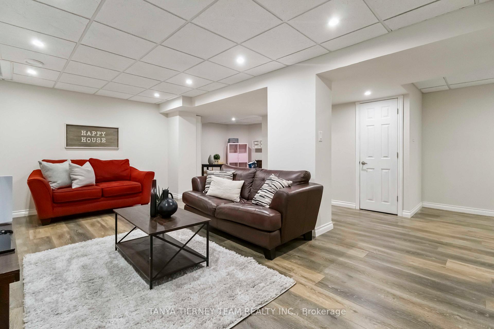 Photo 39 of 46 Foster Crescent, Whitby, Rolling Acres — HOMEH