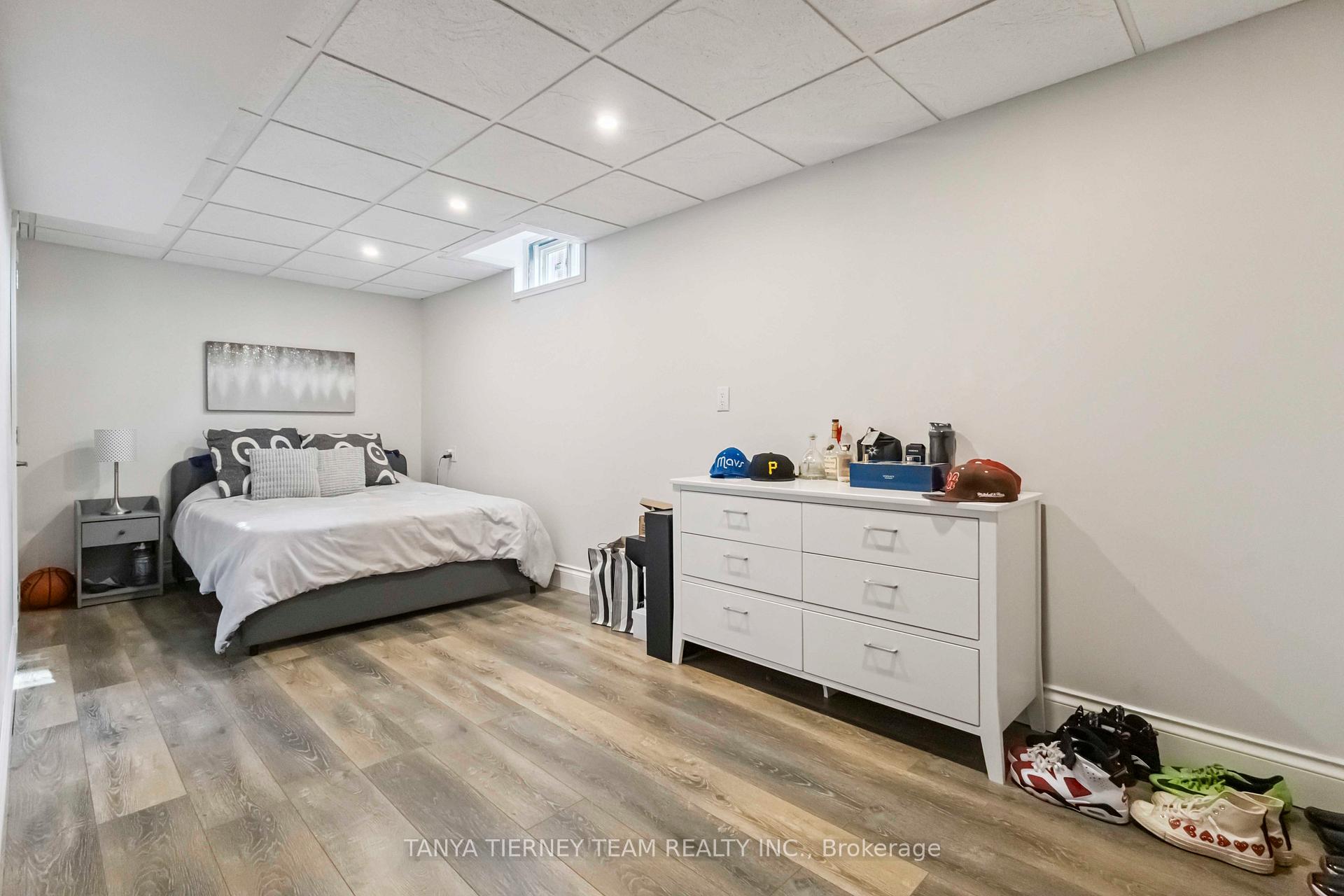 Photo 42 of 46 Foster Crescent, Whitby, Rolling Acres — HOMEH