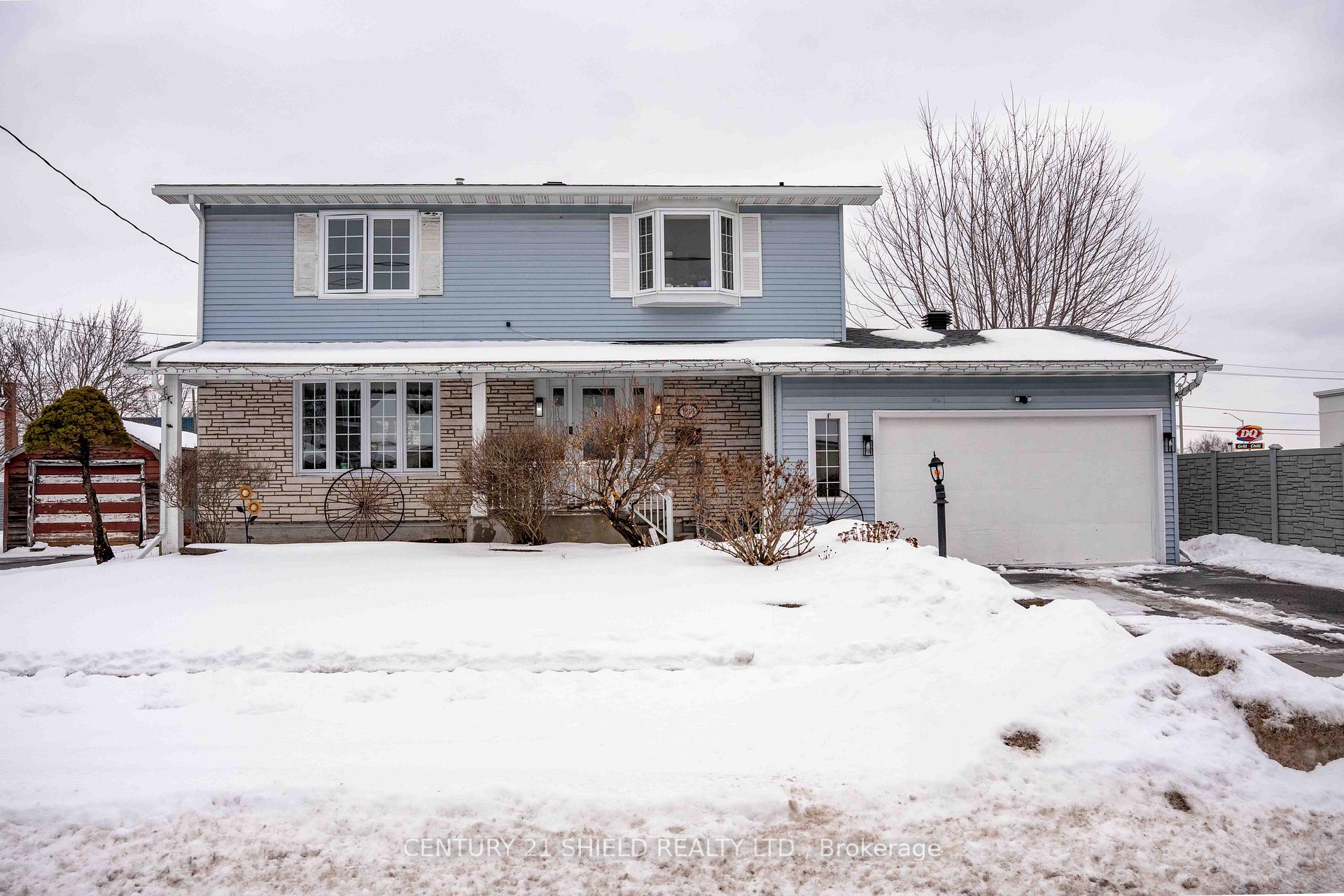 Front of 1319 Aubin Avenue