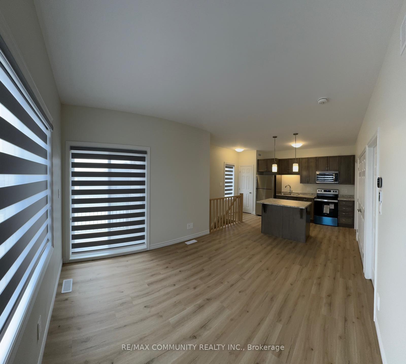 Photo 4 of Unit B, 64 Riverstone Way, Belleville, Thurlow Ward — HOMEH