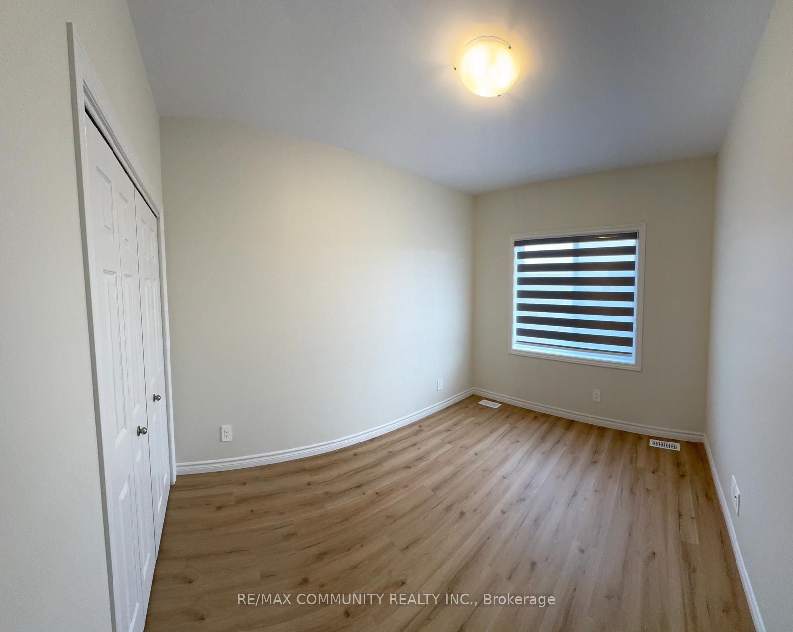 Photo 6 of Unit B, 64 Riverstone Way, Belleville, Thurlow Ward — HOMEH